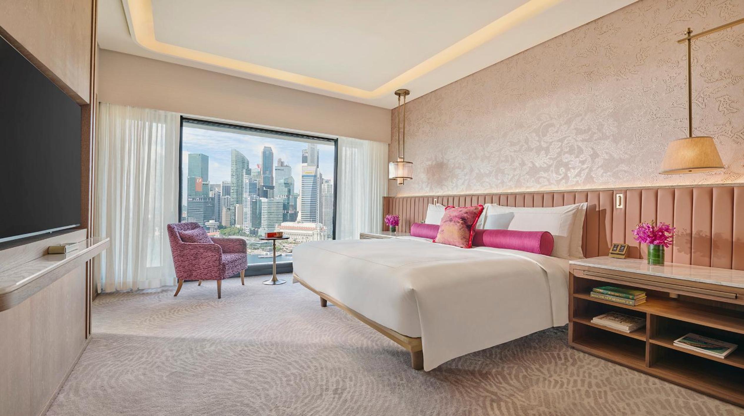 Two-Bedroom Premier Marina Bay Suite King and Twin