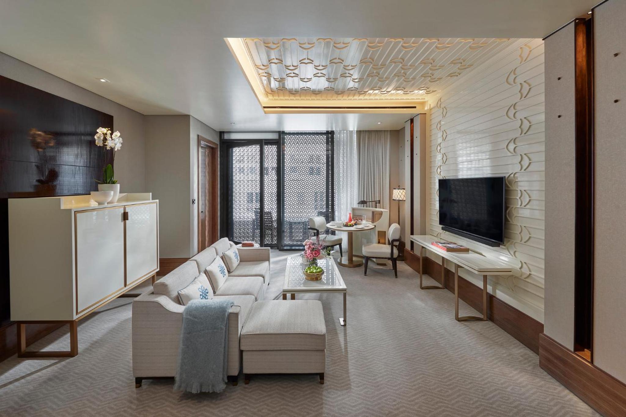 Two-bedroom Premier Suite photo 2