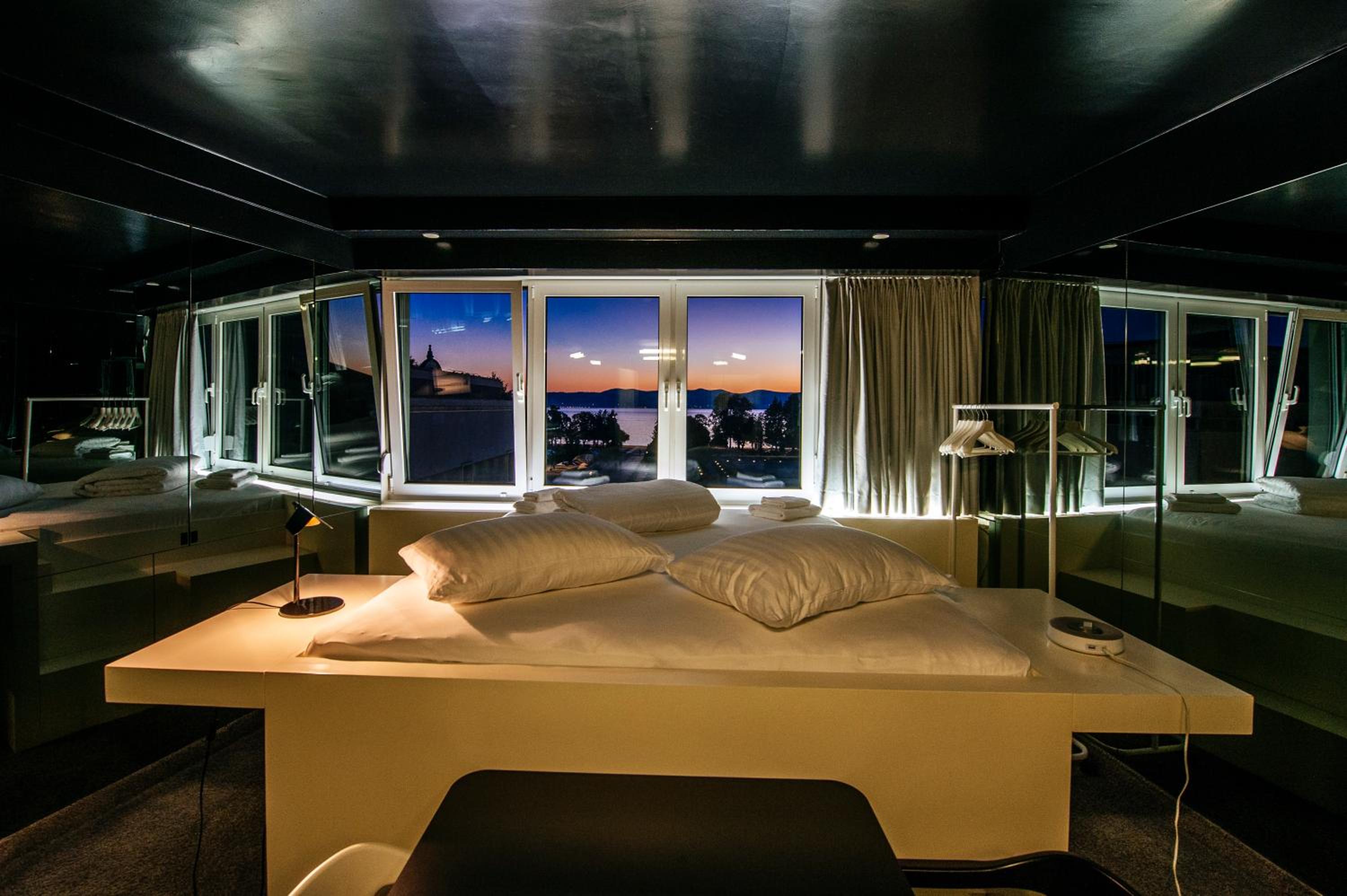Superior Double Room - Photo 9
