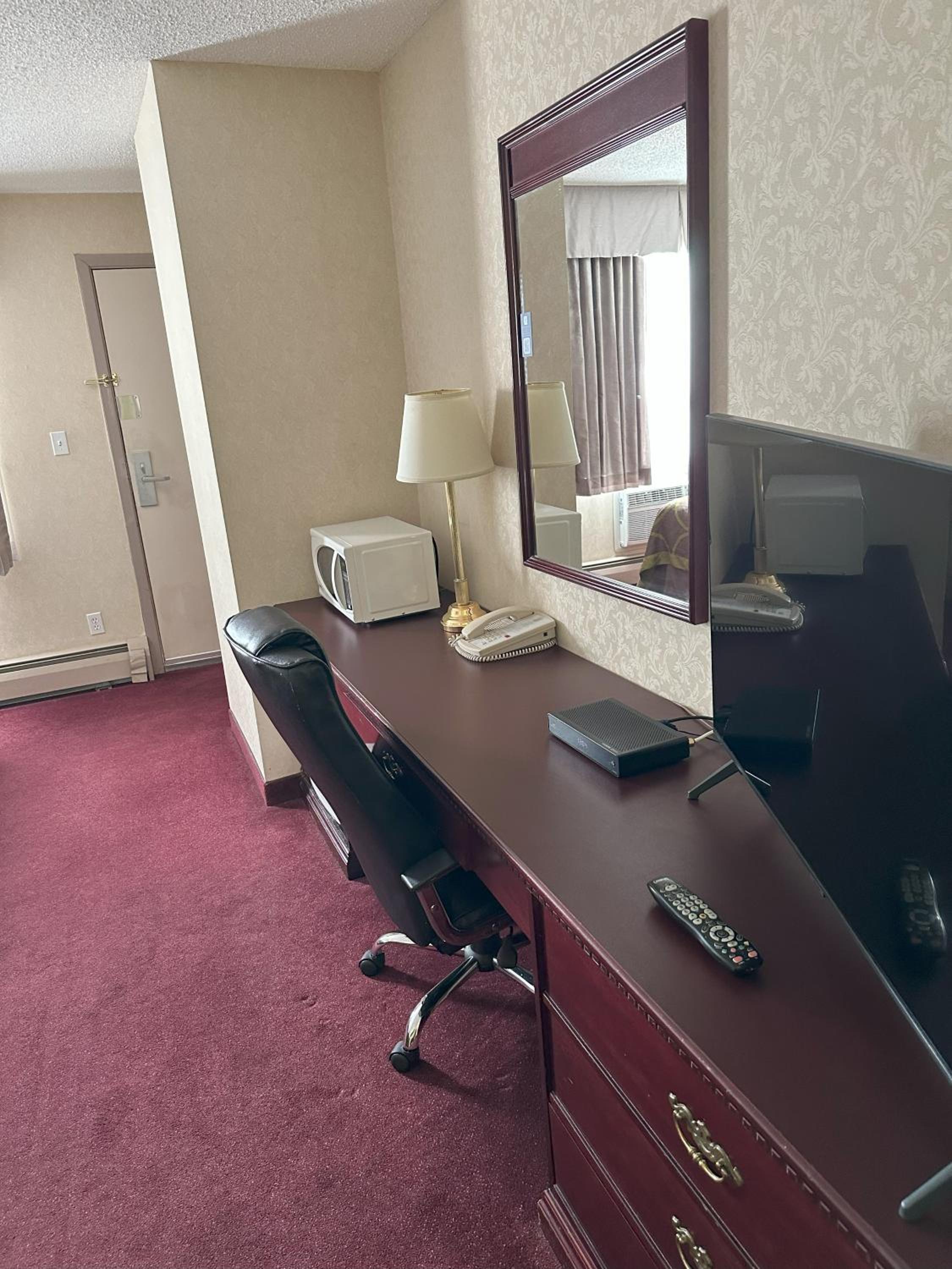 Double Room with Two Double Beds - Non-Smoking - Photo 7