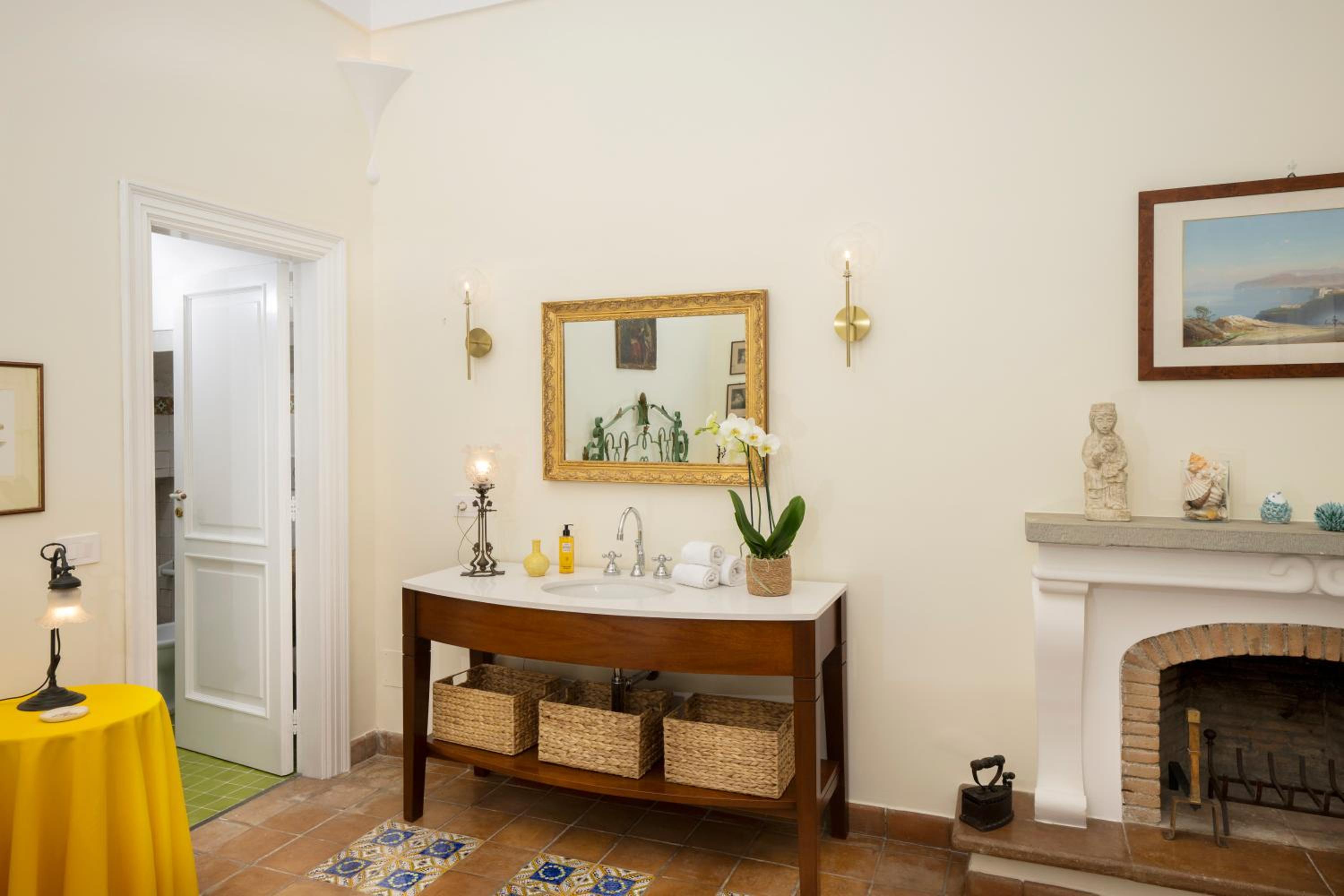 Deluxe Queen Room photo 3