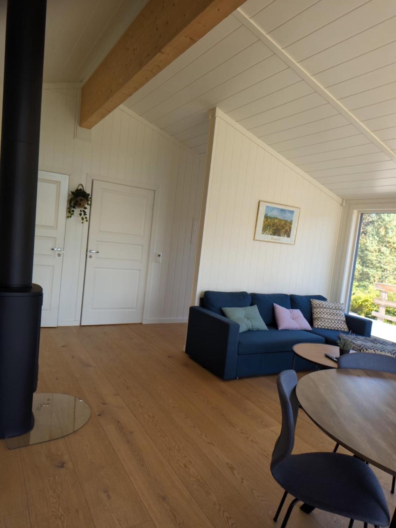 Two-Bedroom House photo 3