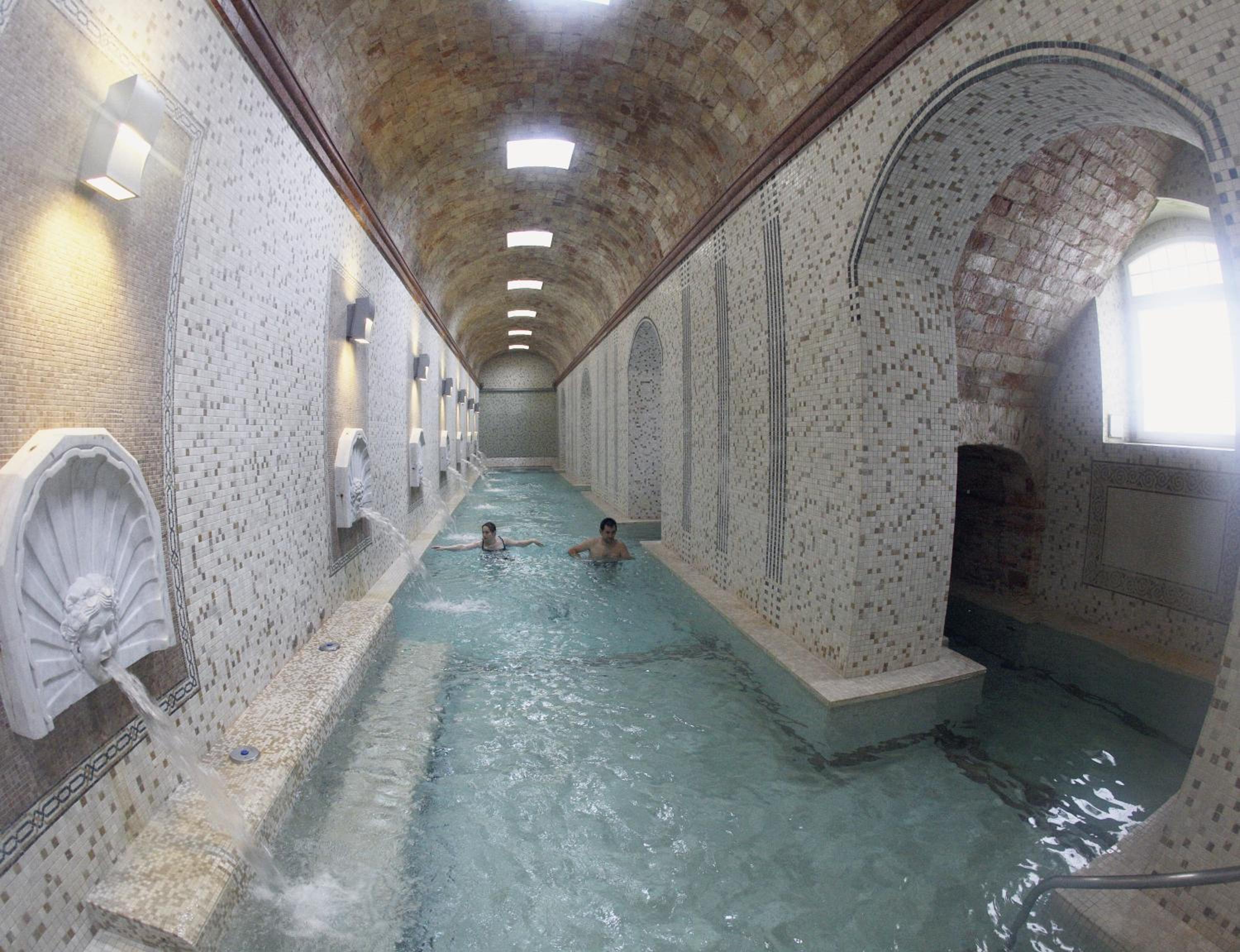 Double or Twin Room with Spa Access photo 2