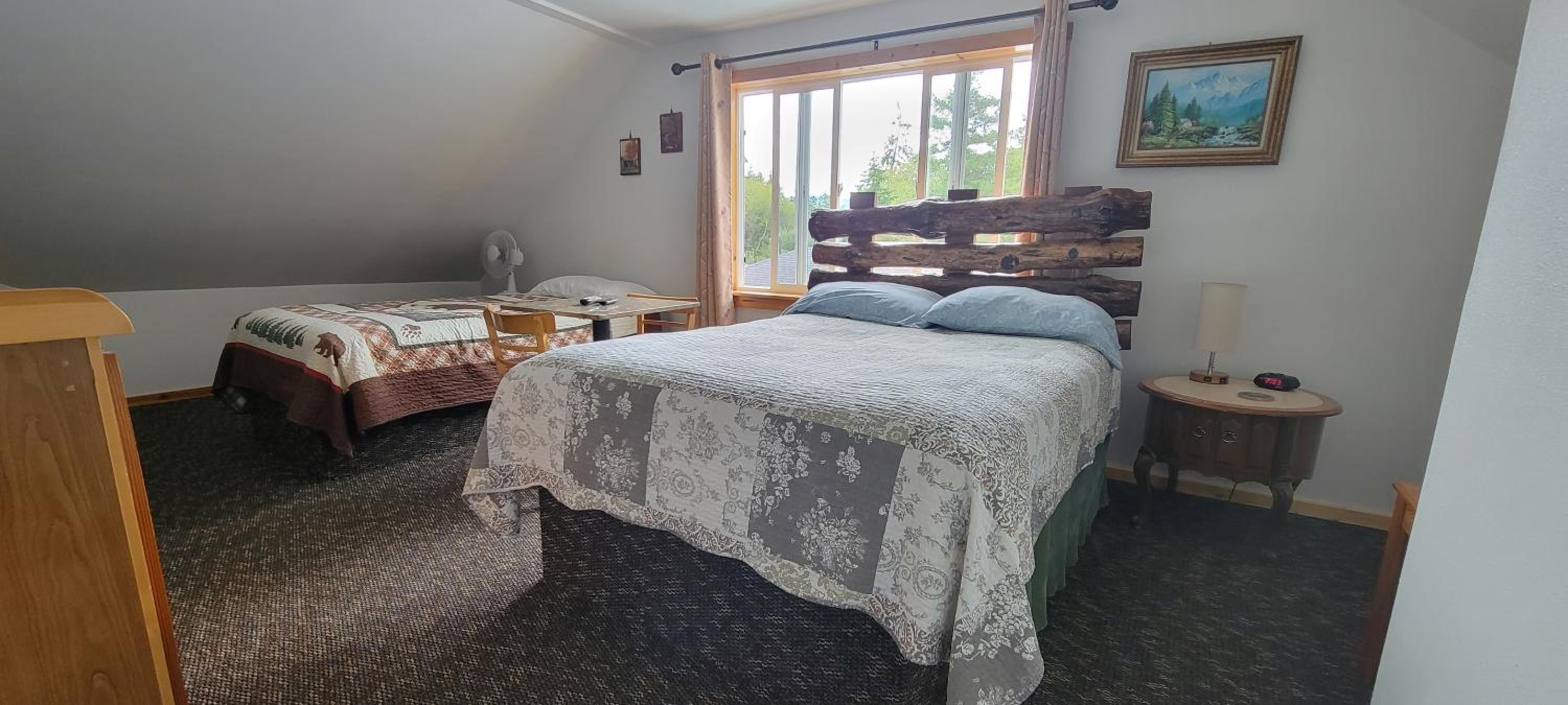 Double Room with Shared Bathroom photo 3
