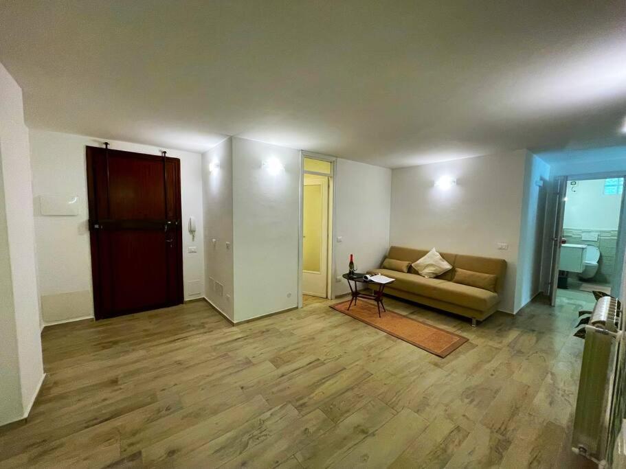 Two-Bedroom Superior Apartment photo 2