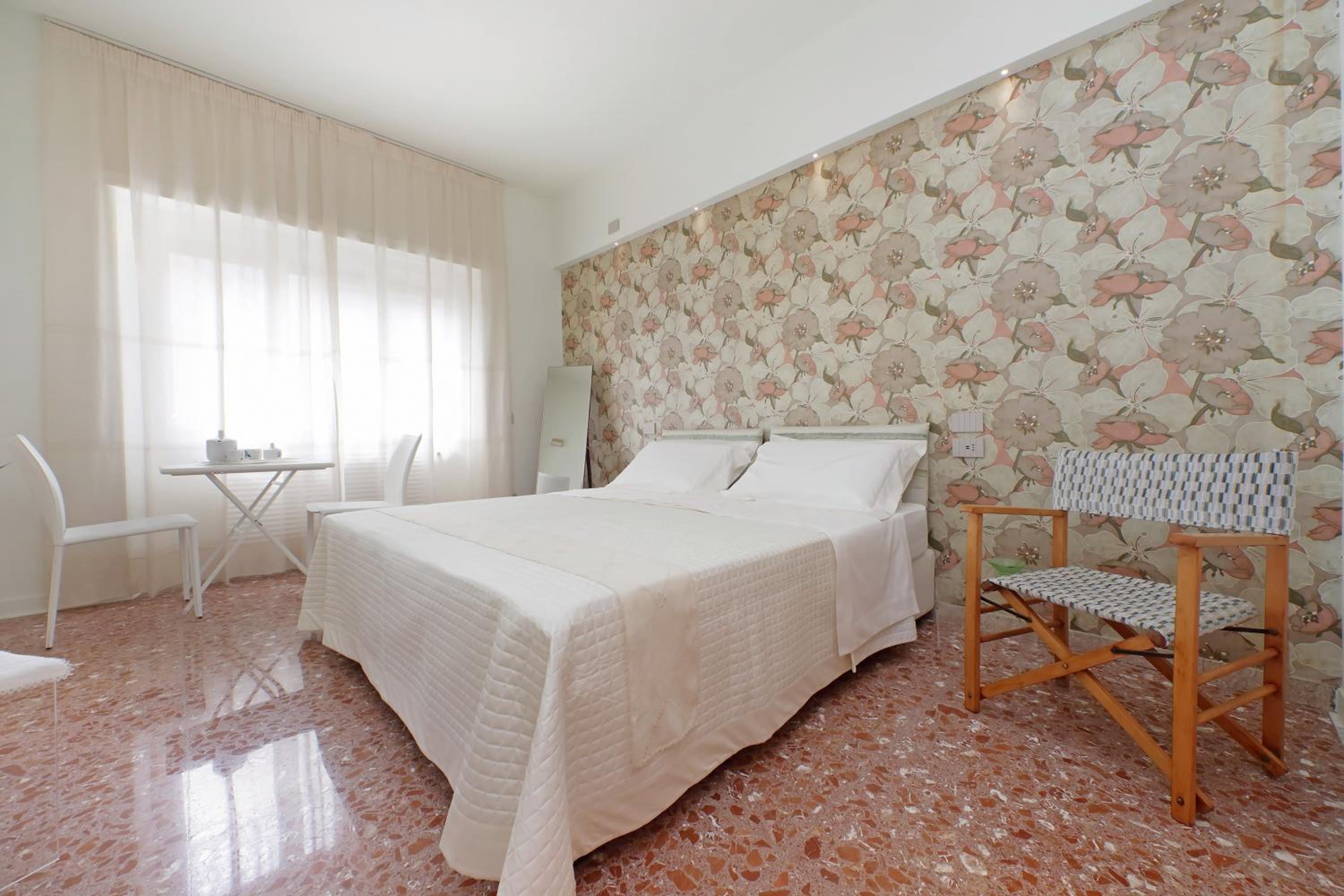 Deluxe Double or Twin Room with Balcony