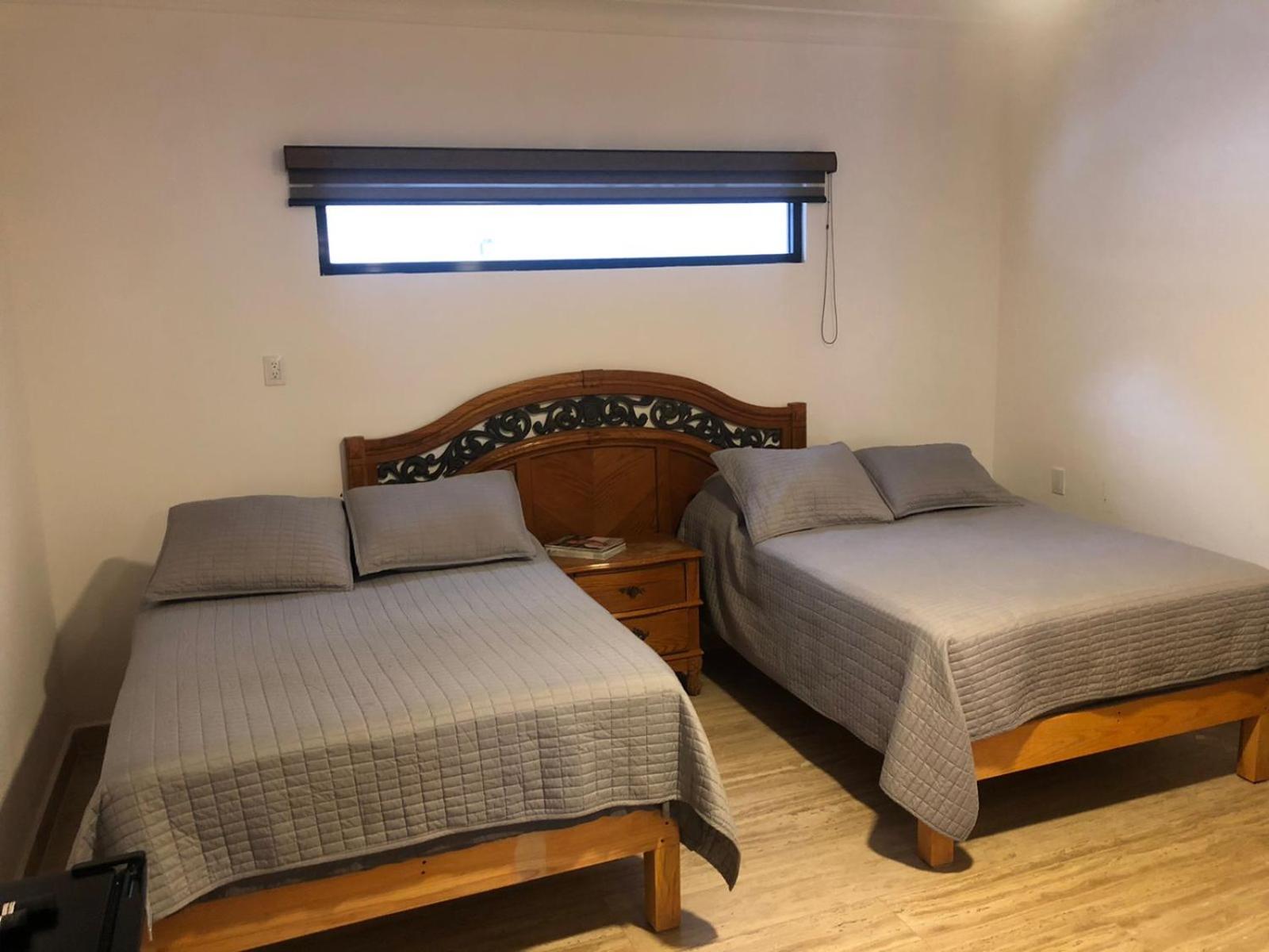 Double Room with Private Bathroom - Photo 13