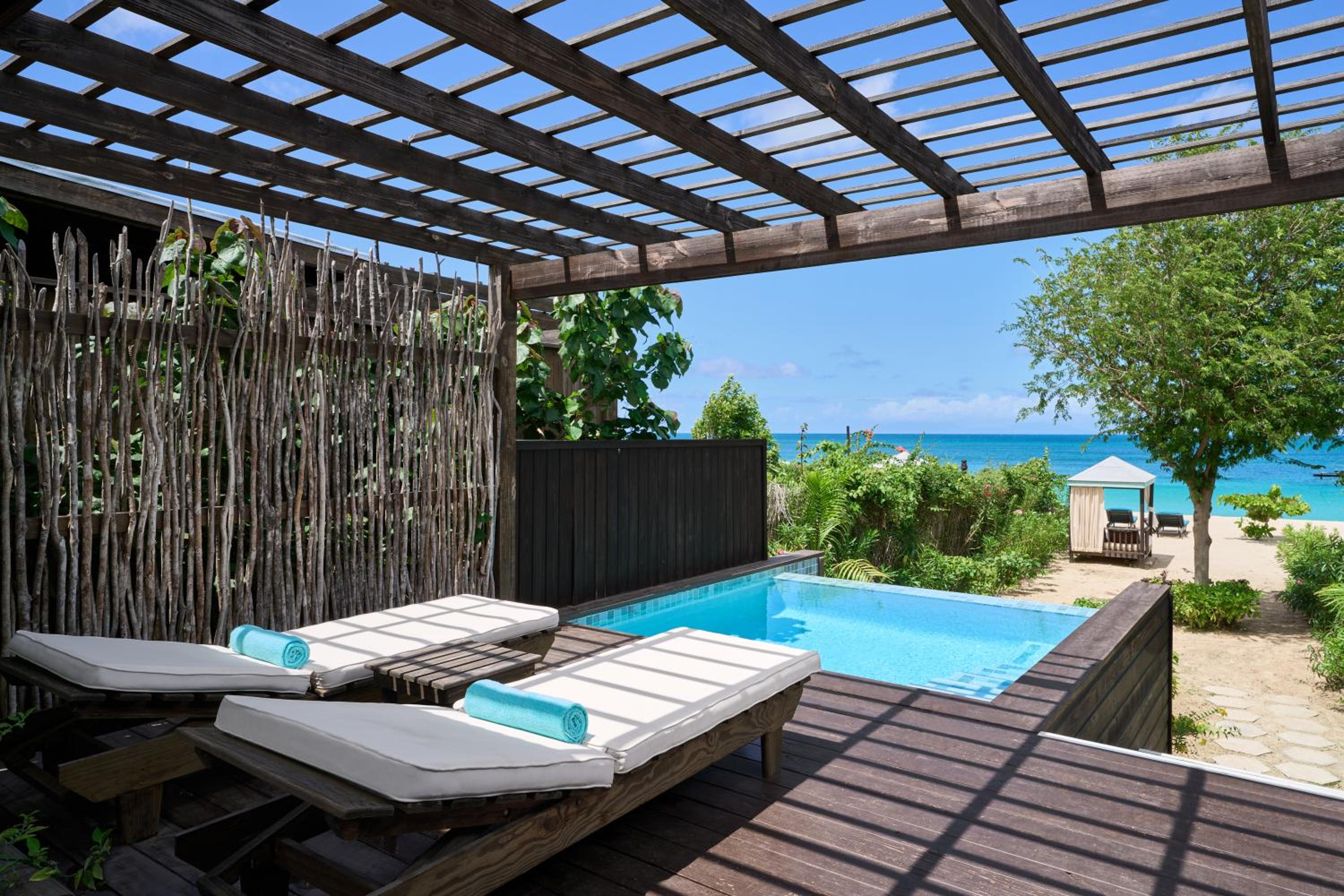 Premium Beachfront Sanctuary Pool Cottage photo 1