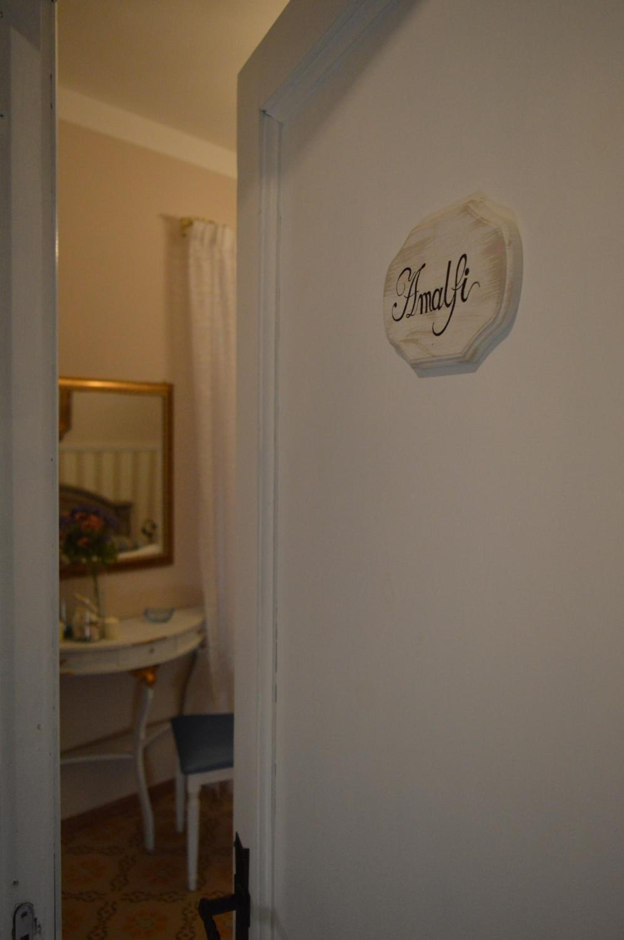 Deluxe Double Room with Balcony and Sea View