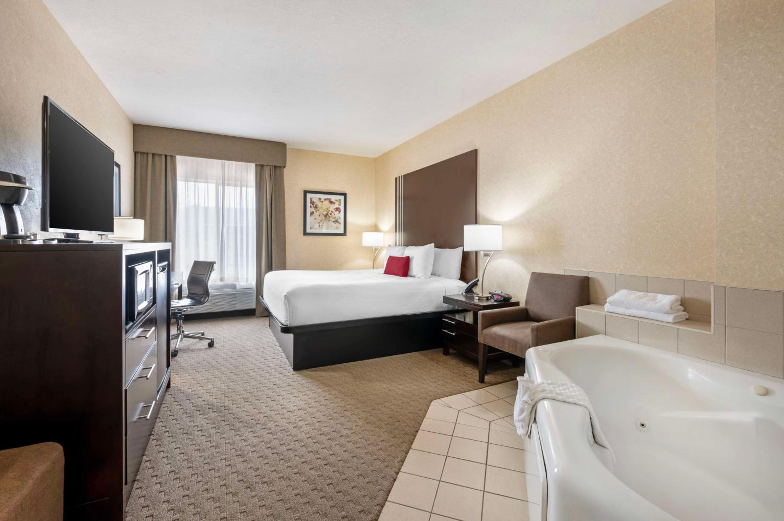 King Room with Whirlpool - Non-smoking photo 1
