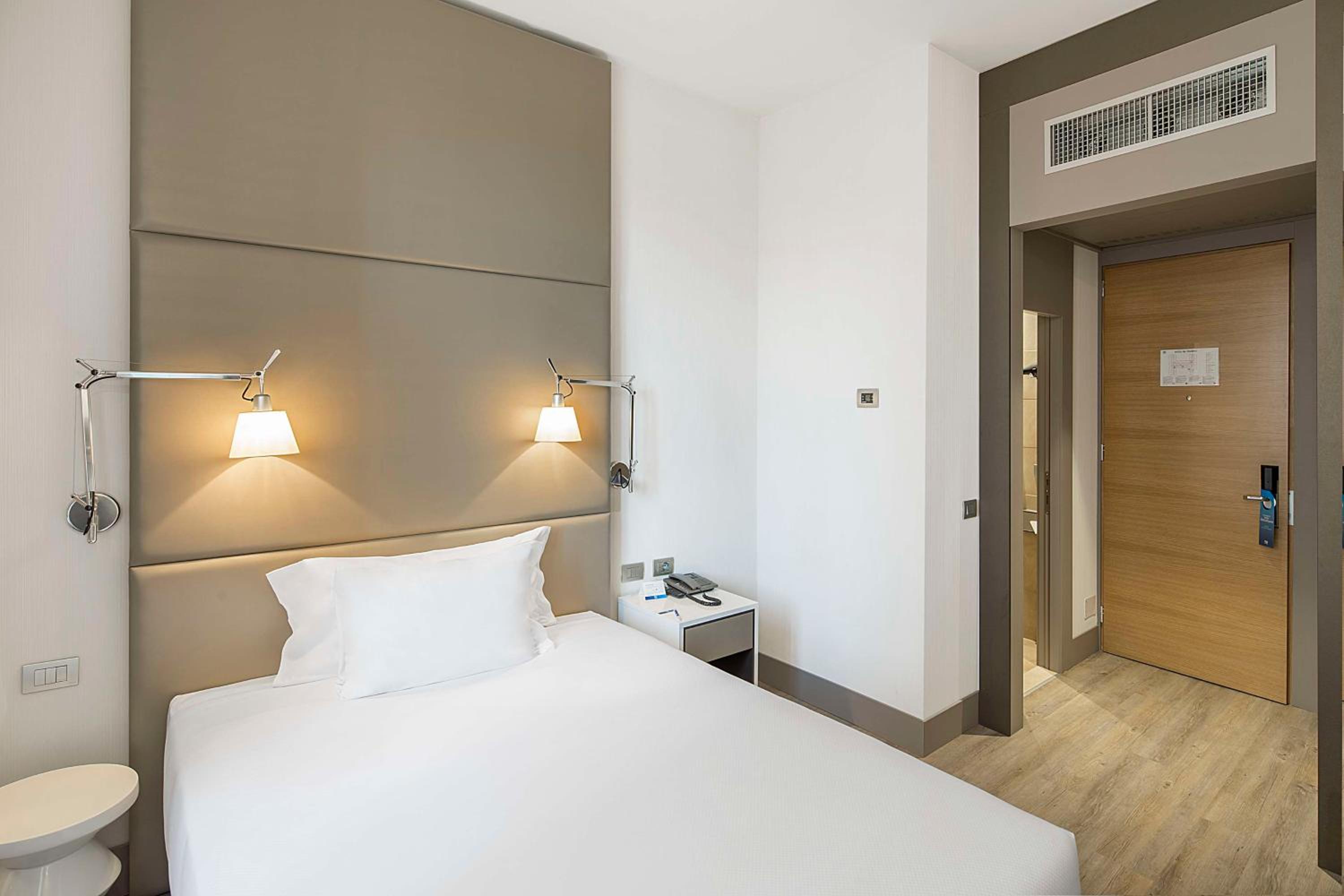 Superior Single Room