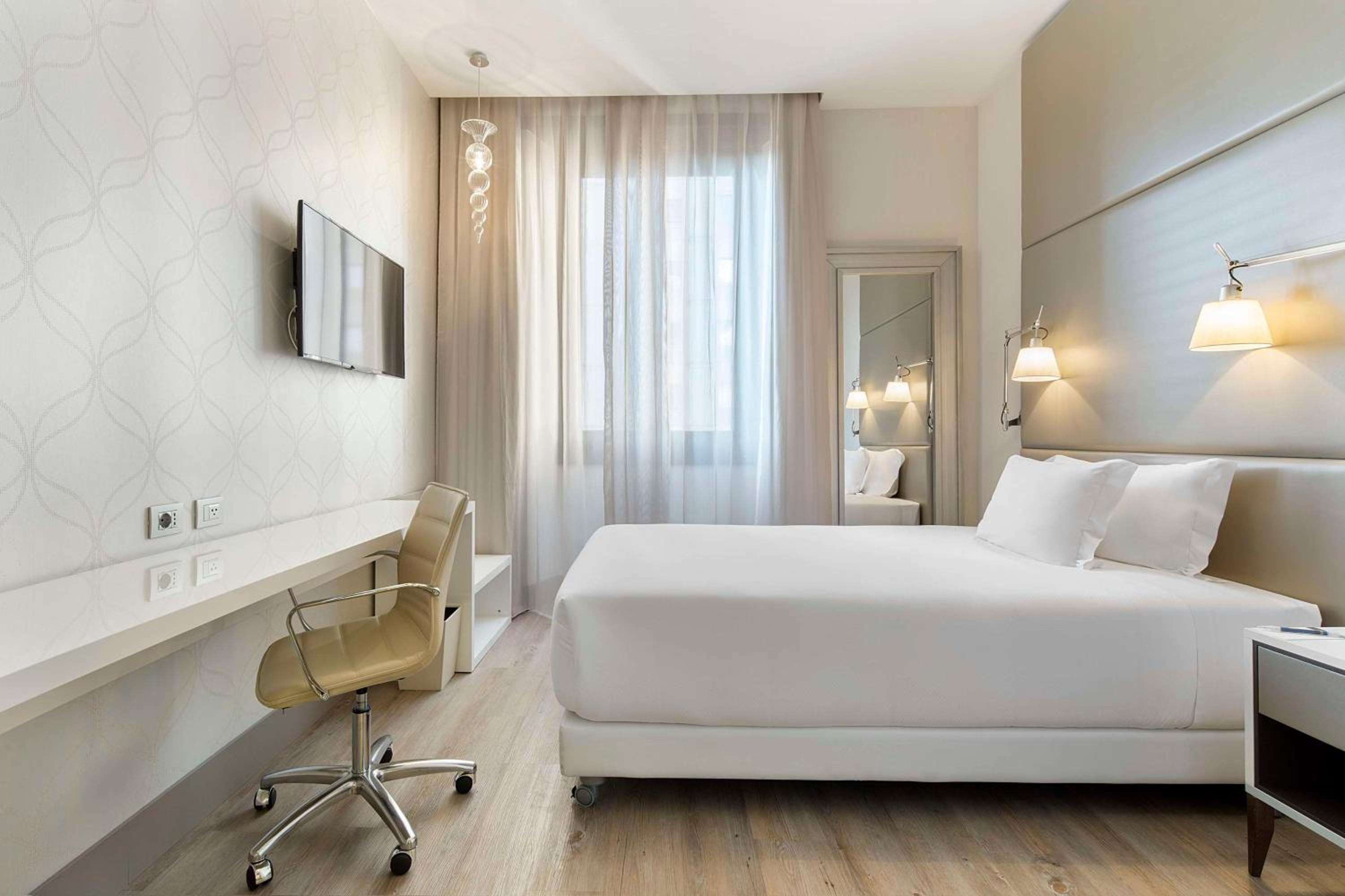 Superior Single Room