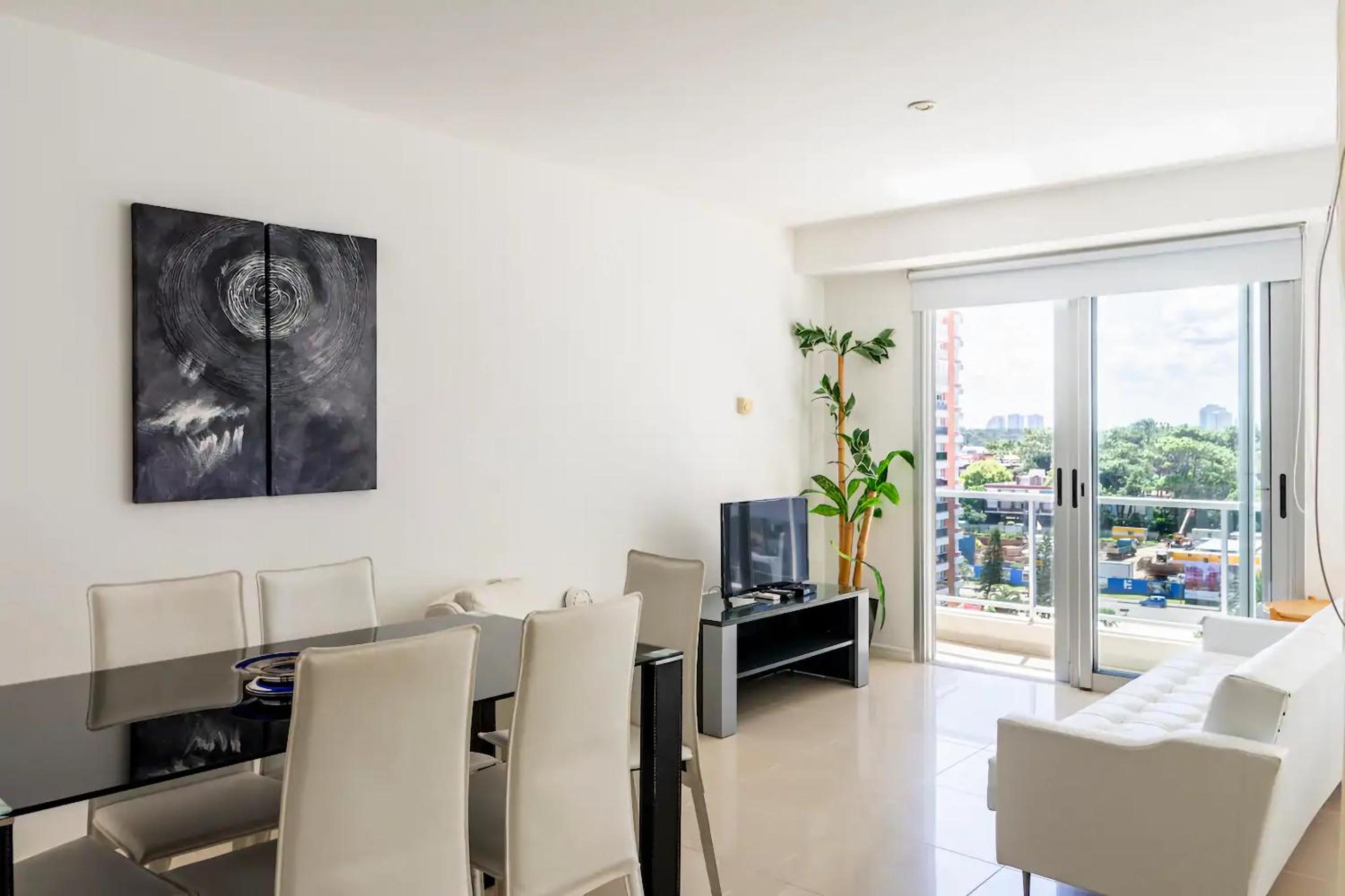 One-Bedroom Apartment with Pool View