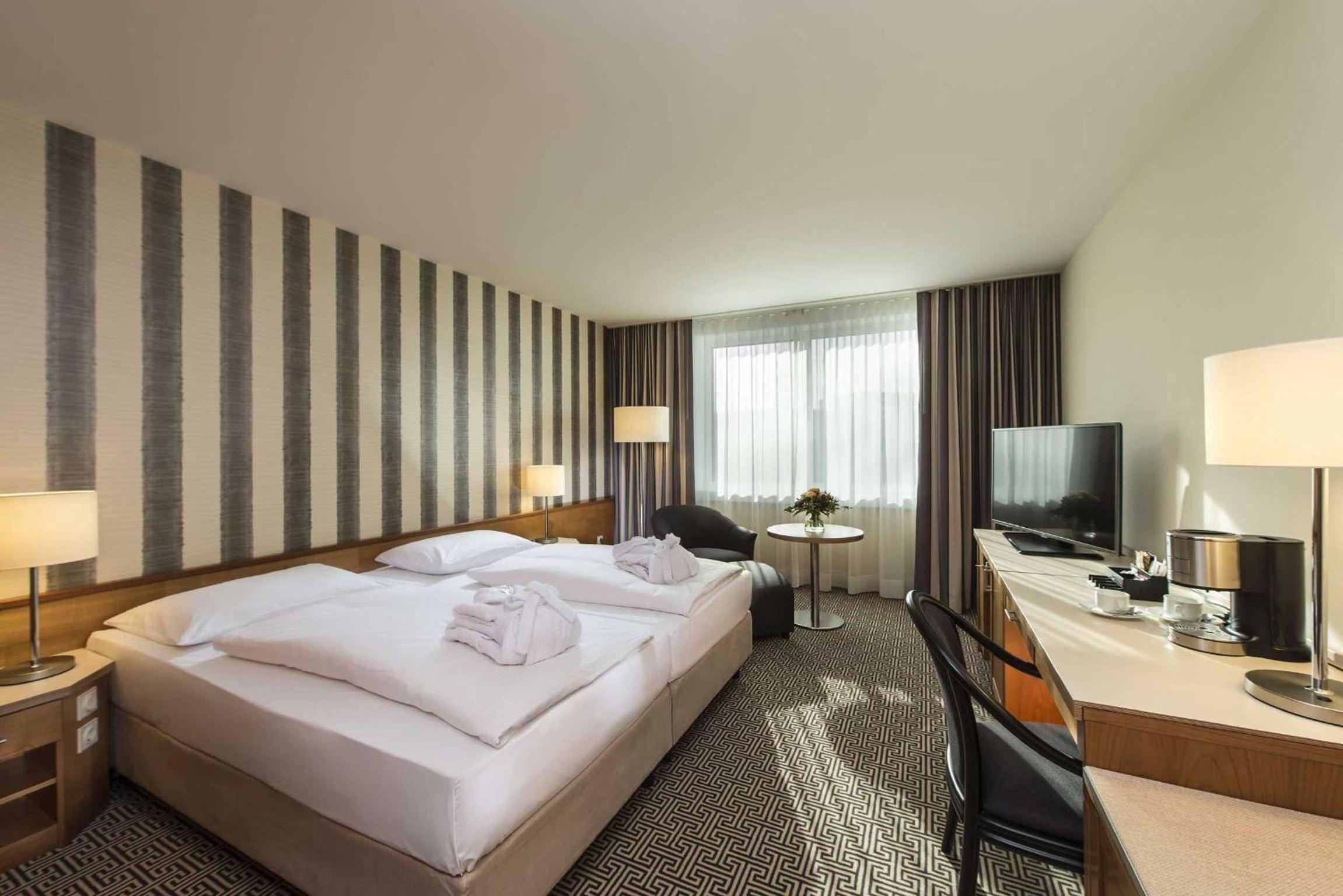 Superior Double Room - Photo 1