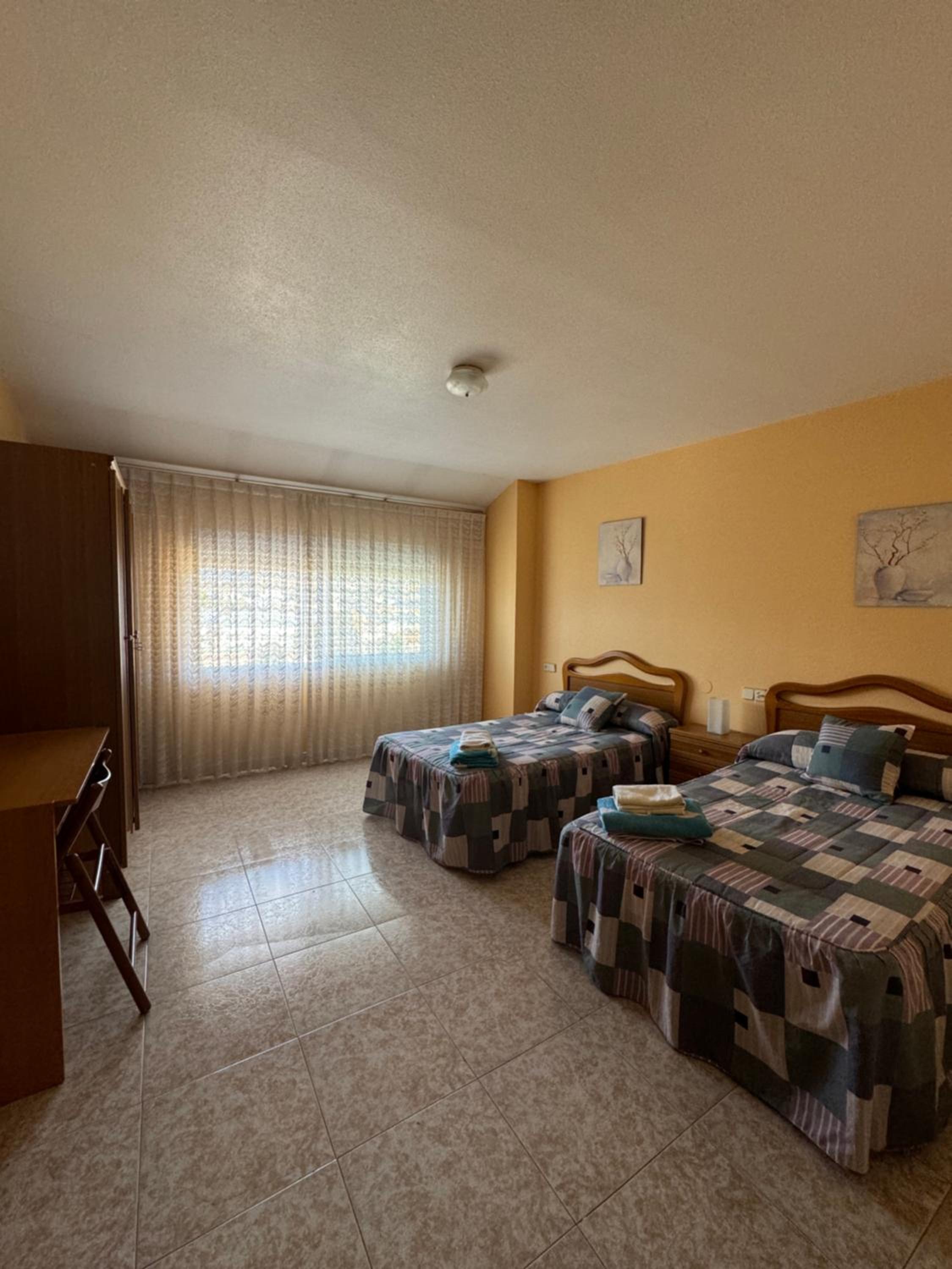 Habitación Triple con Baño Privado