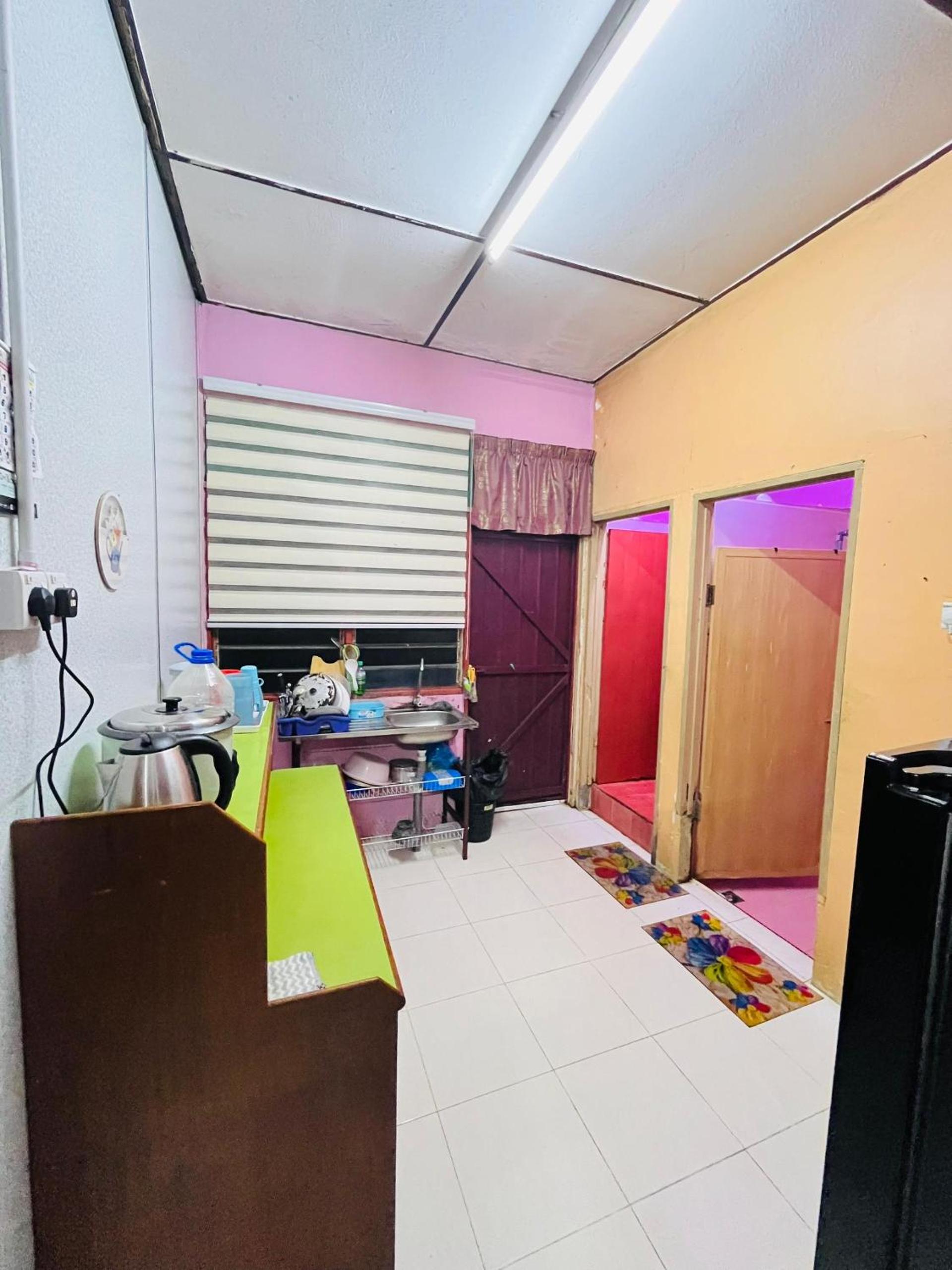 Three-Bedroom House photo 2