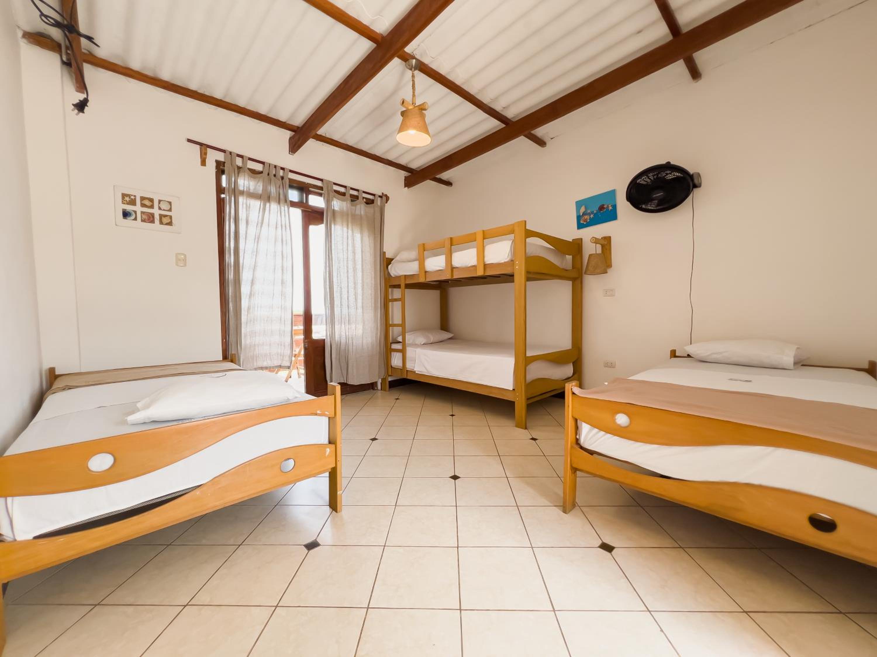Quadruple Room with Balcony photo 3
