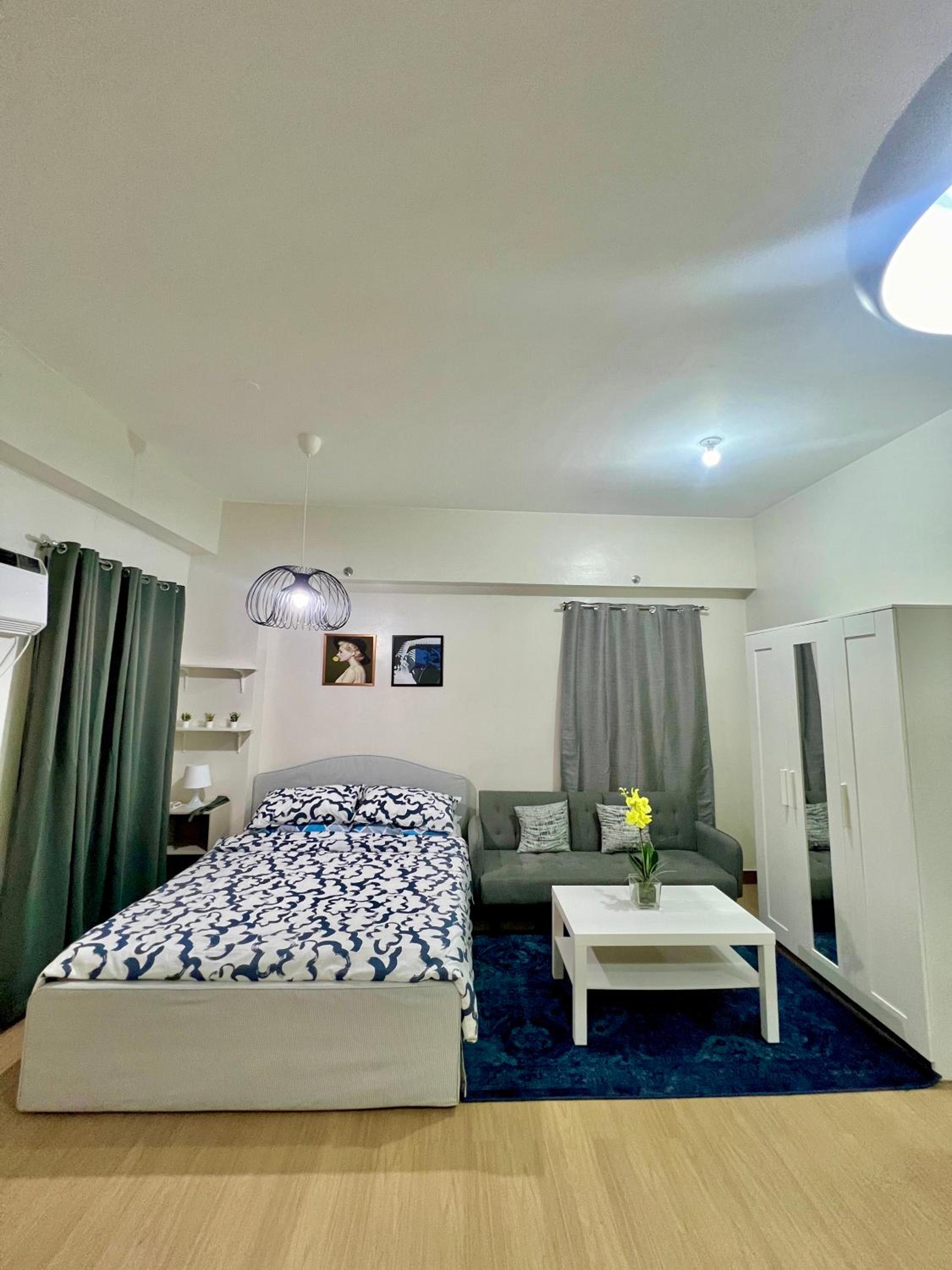 Apartment with City View photo 1
