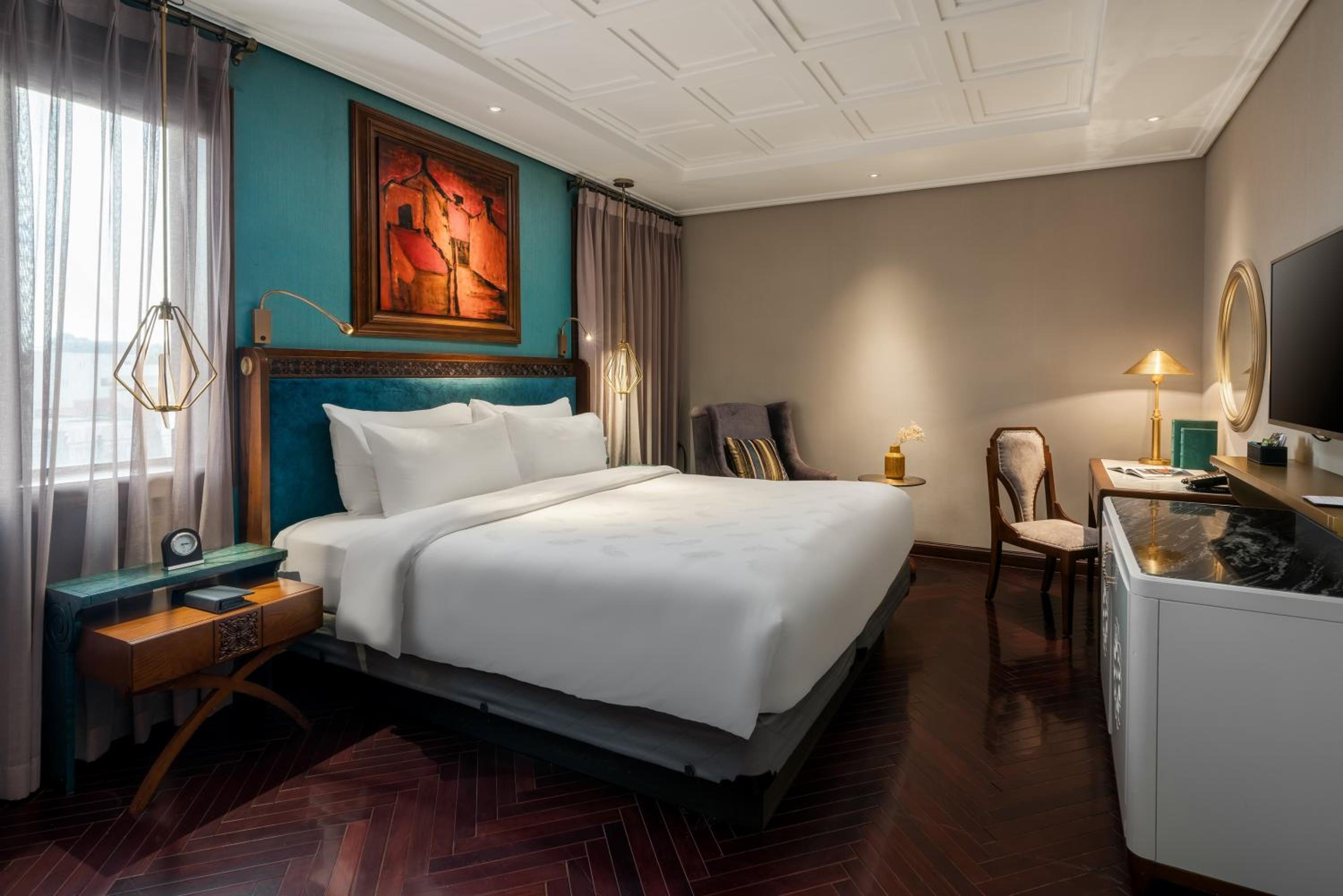 Grand Deluxe Room