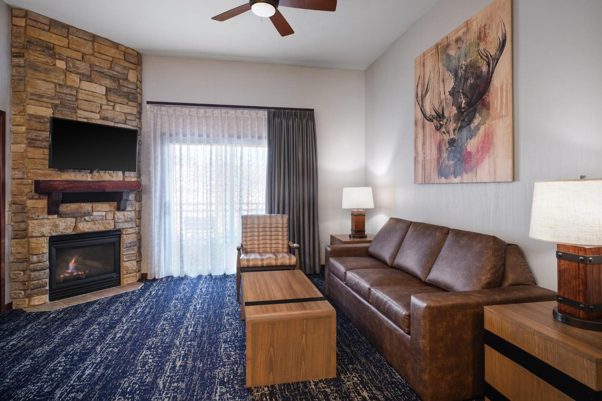 One-Bedroom Suite