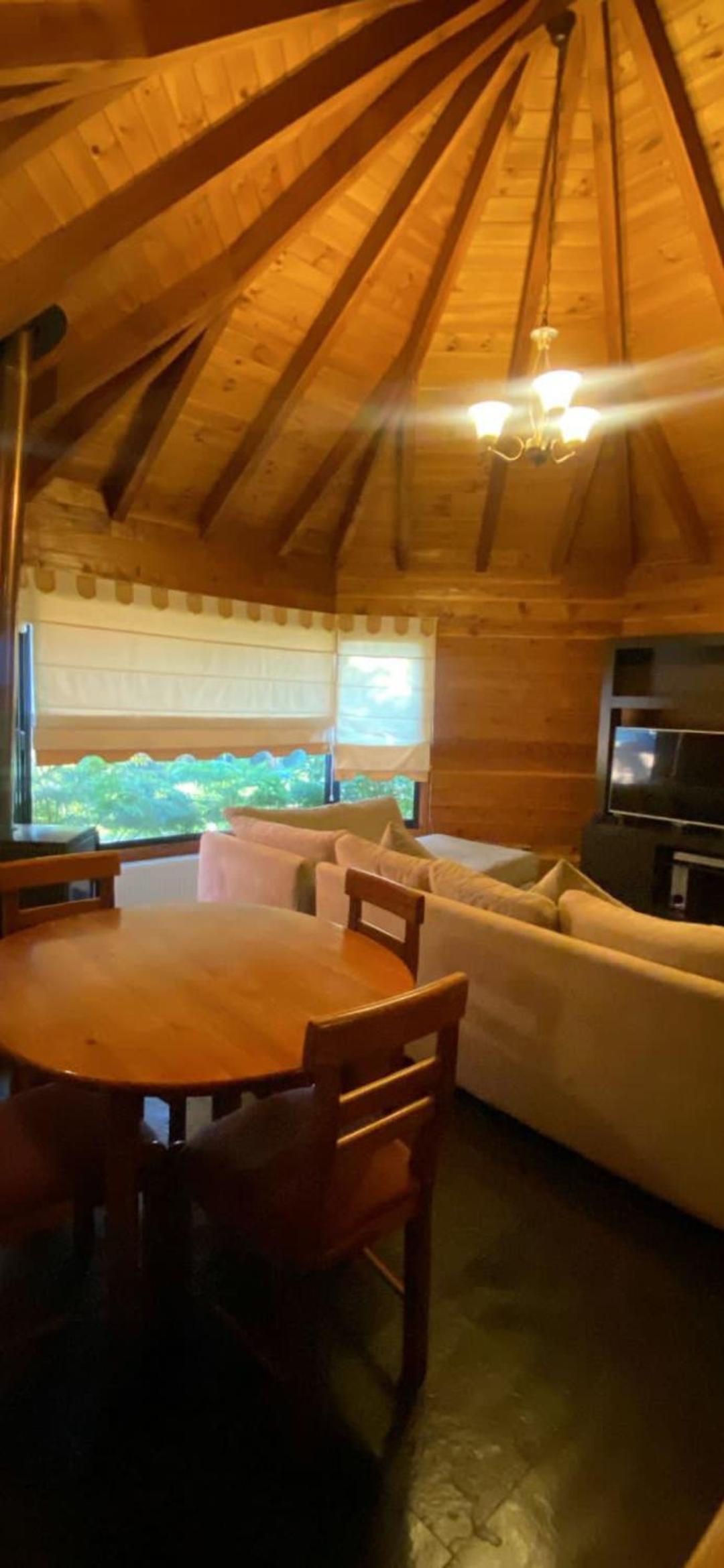 Three-Bedroom Bungalow photo 1