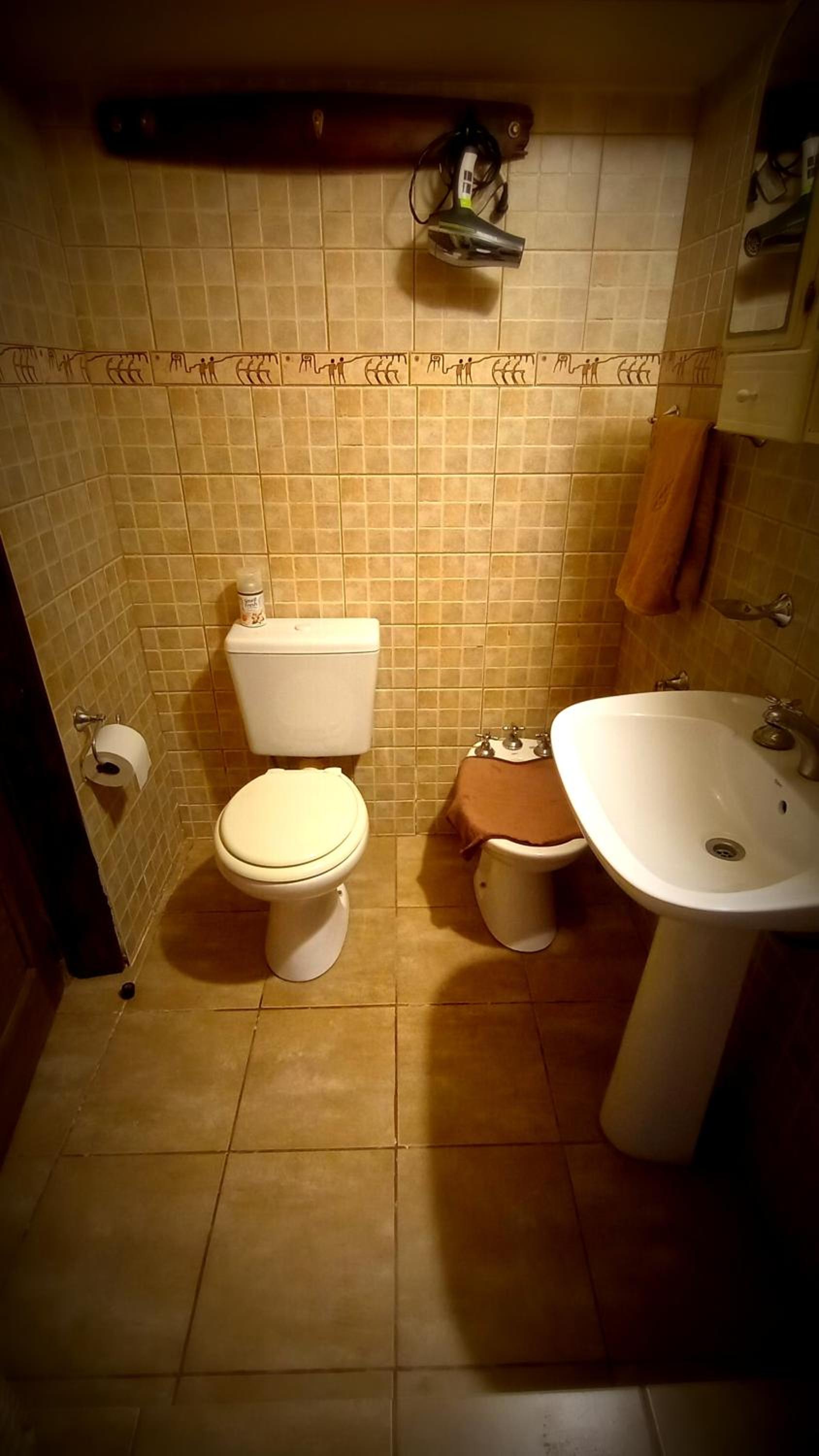 Single Room with Shared Bathroom photo 1