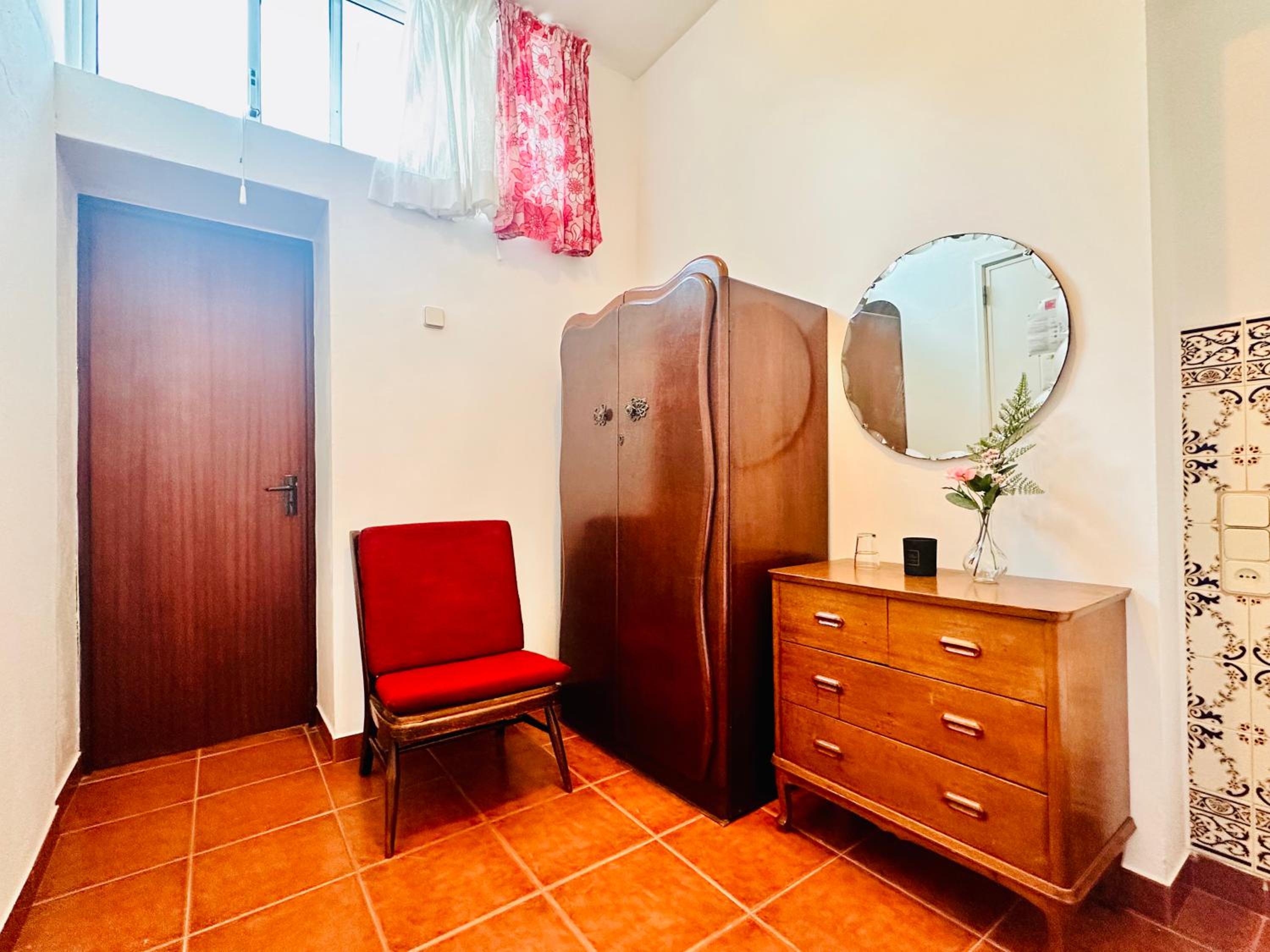 Single Room with Private Bathroom