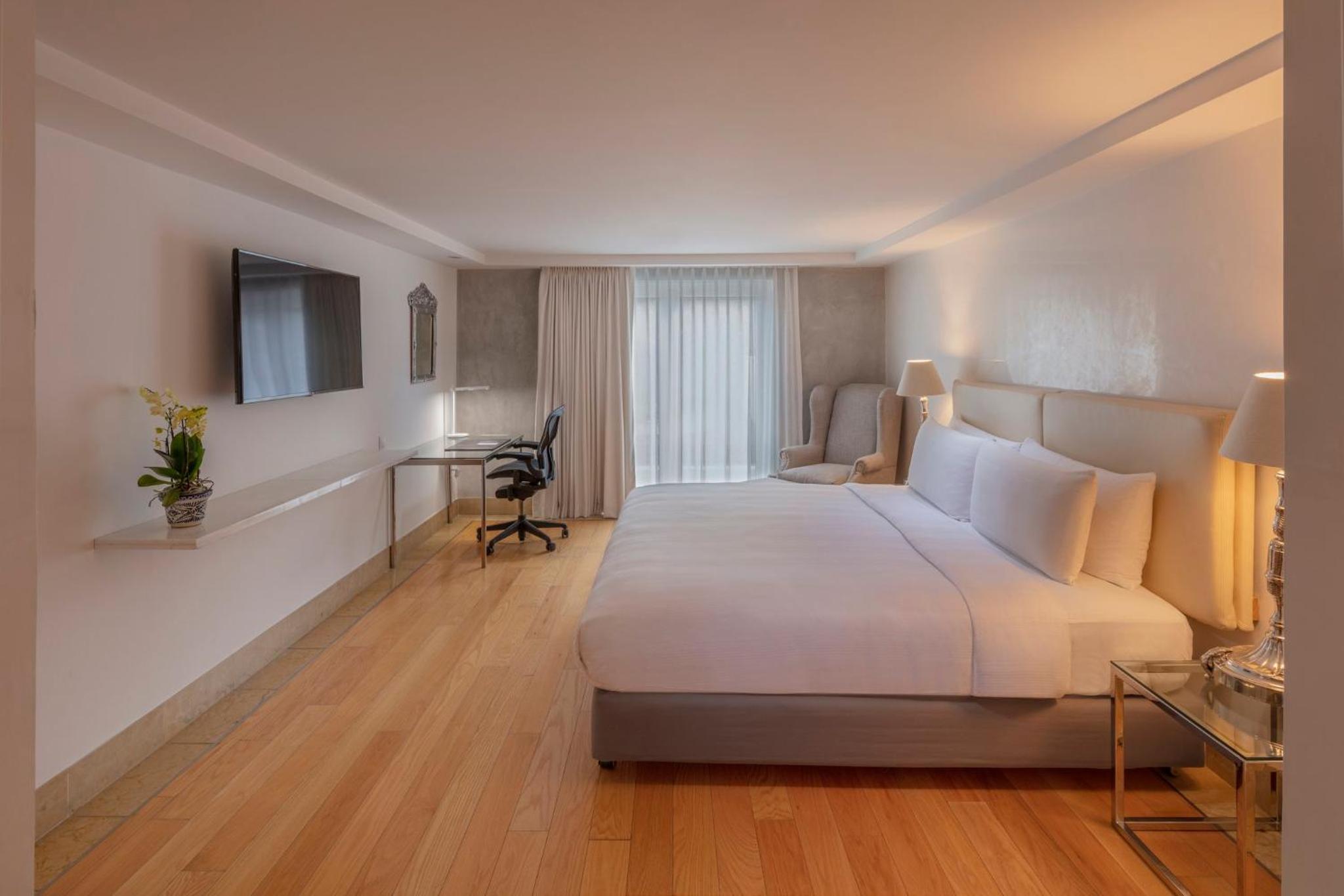 Presidential Suite photo 1