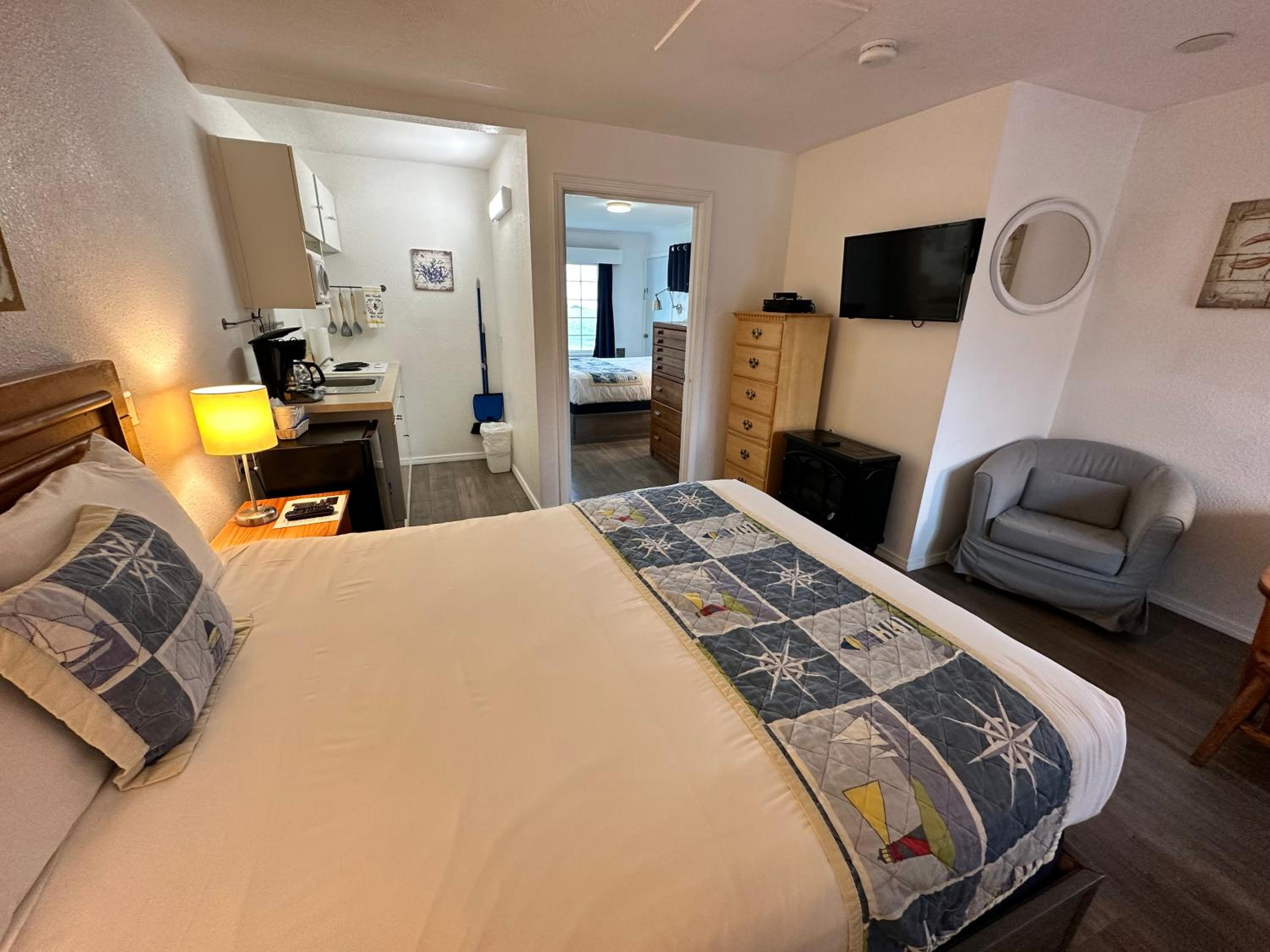 Queen Suite Oceanfront