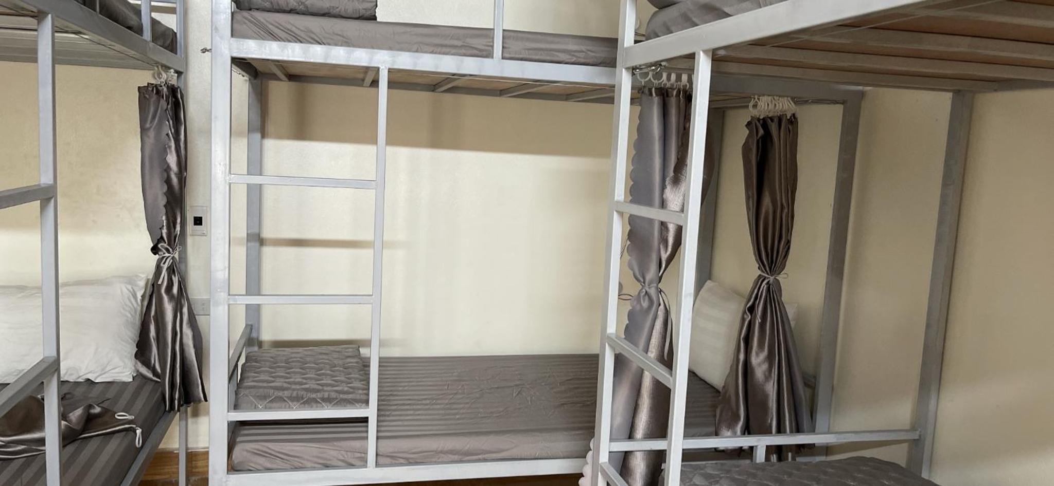 8-Bed Mixed Dormitory Room