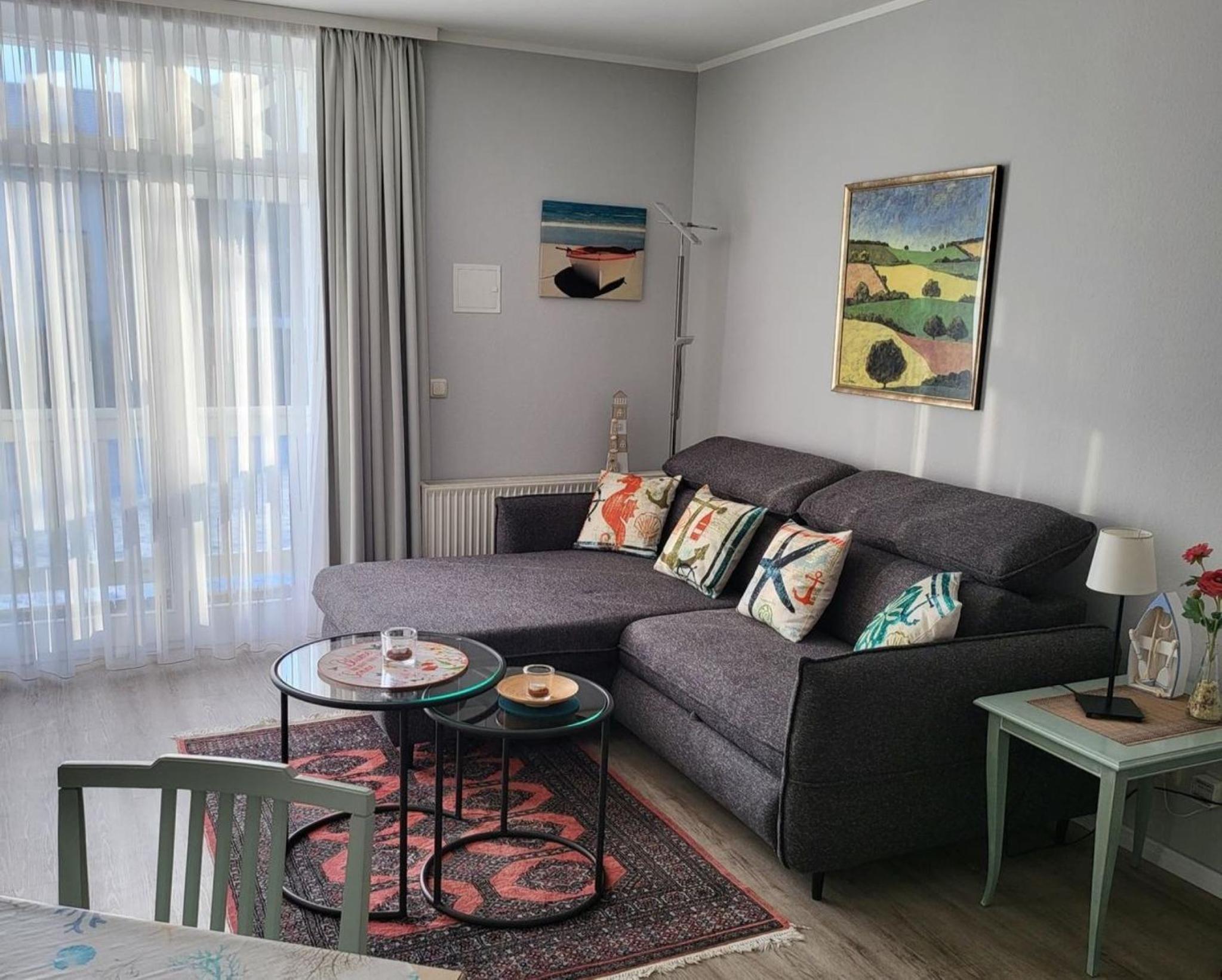 One-Bedroom Apartment with Balcony