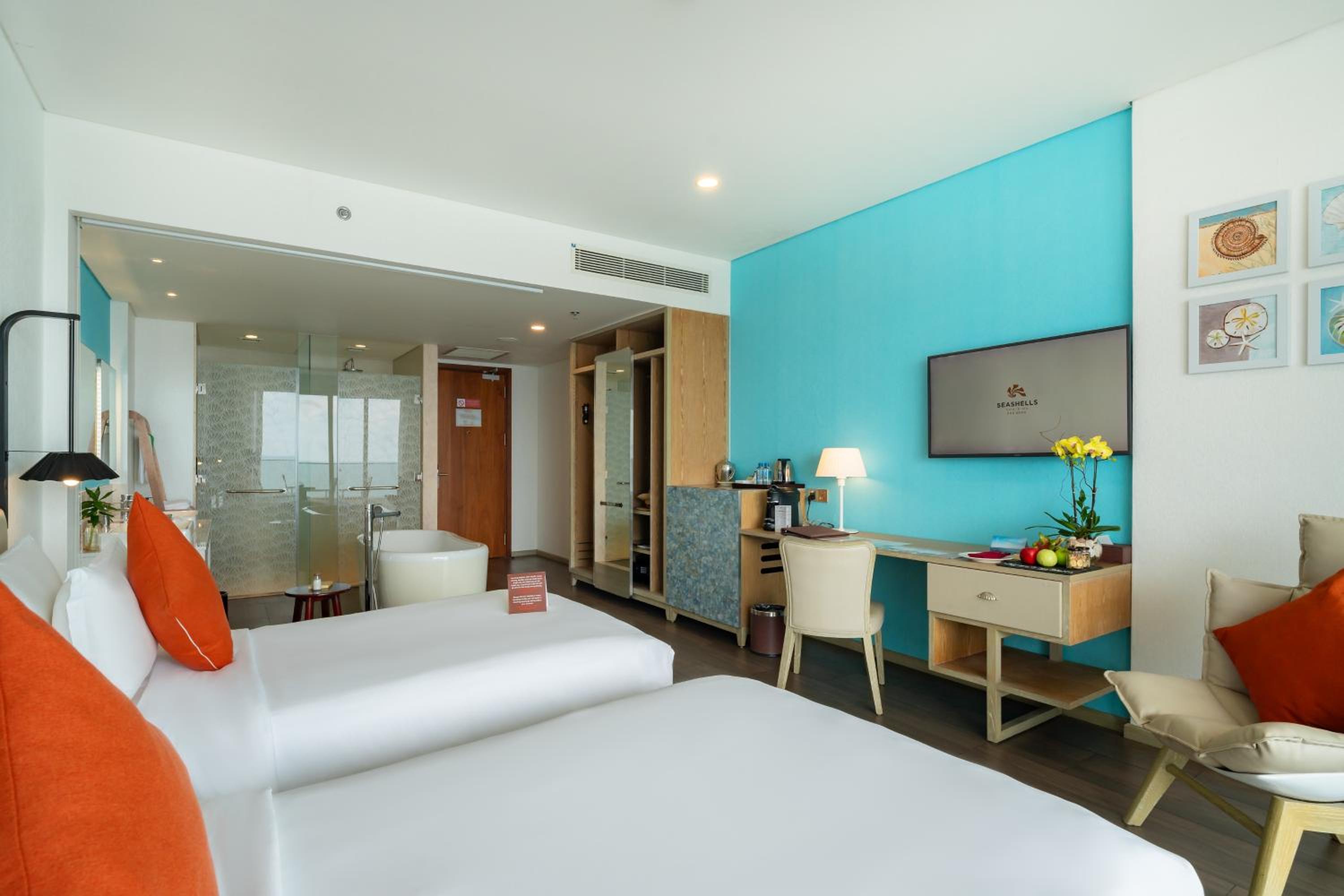 Premium City View Twin photo 3