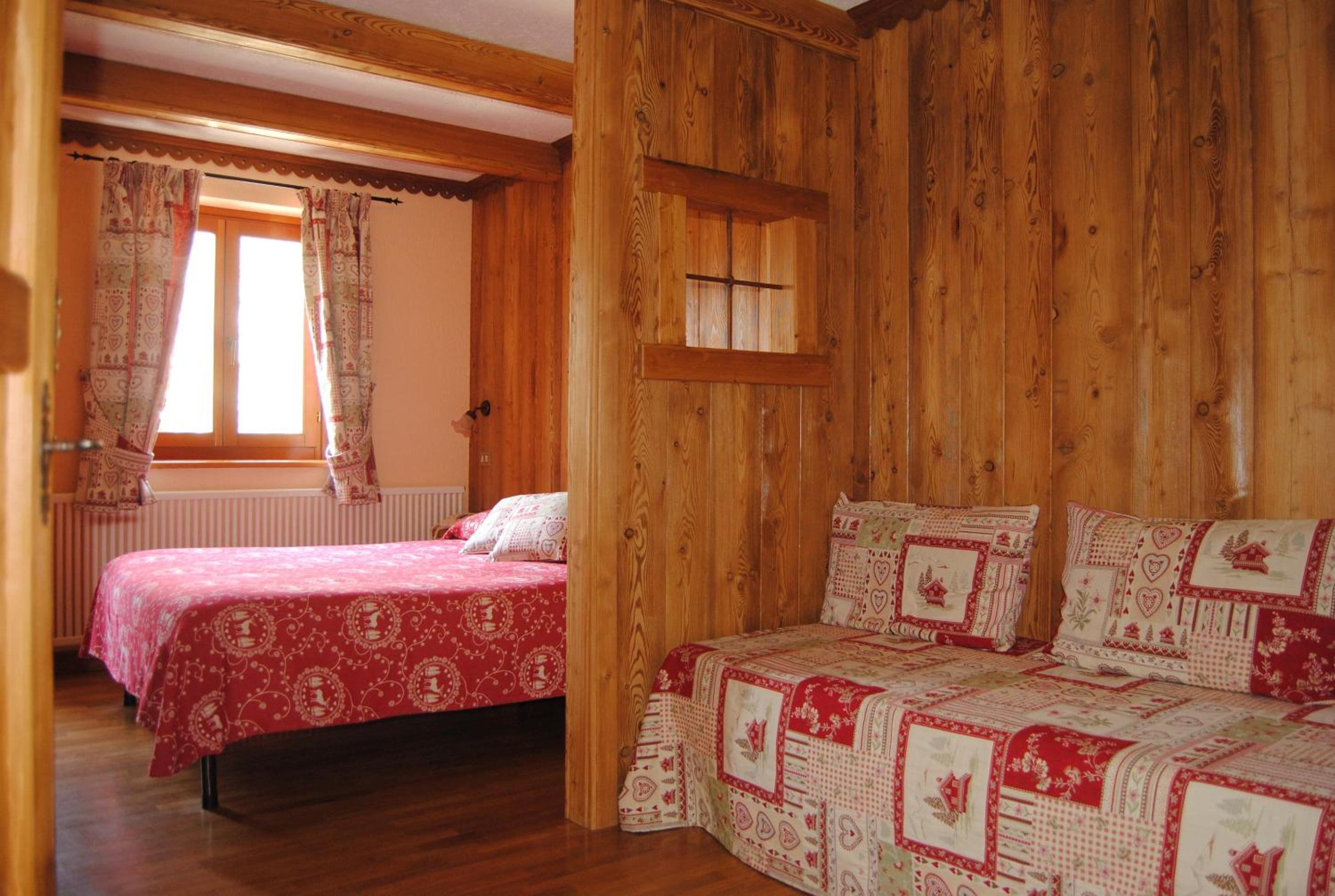 Standard Triple Room - Photo 1
