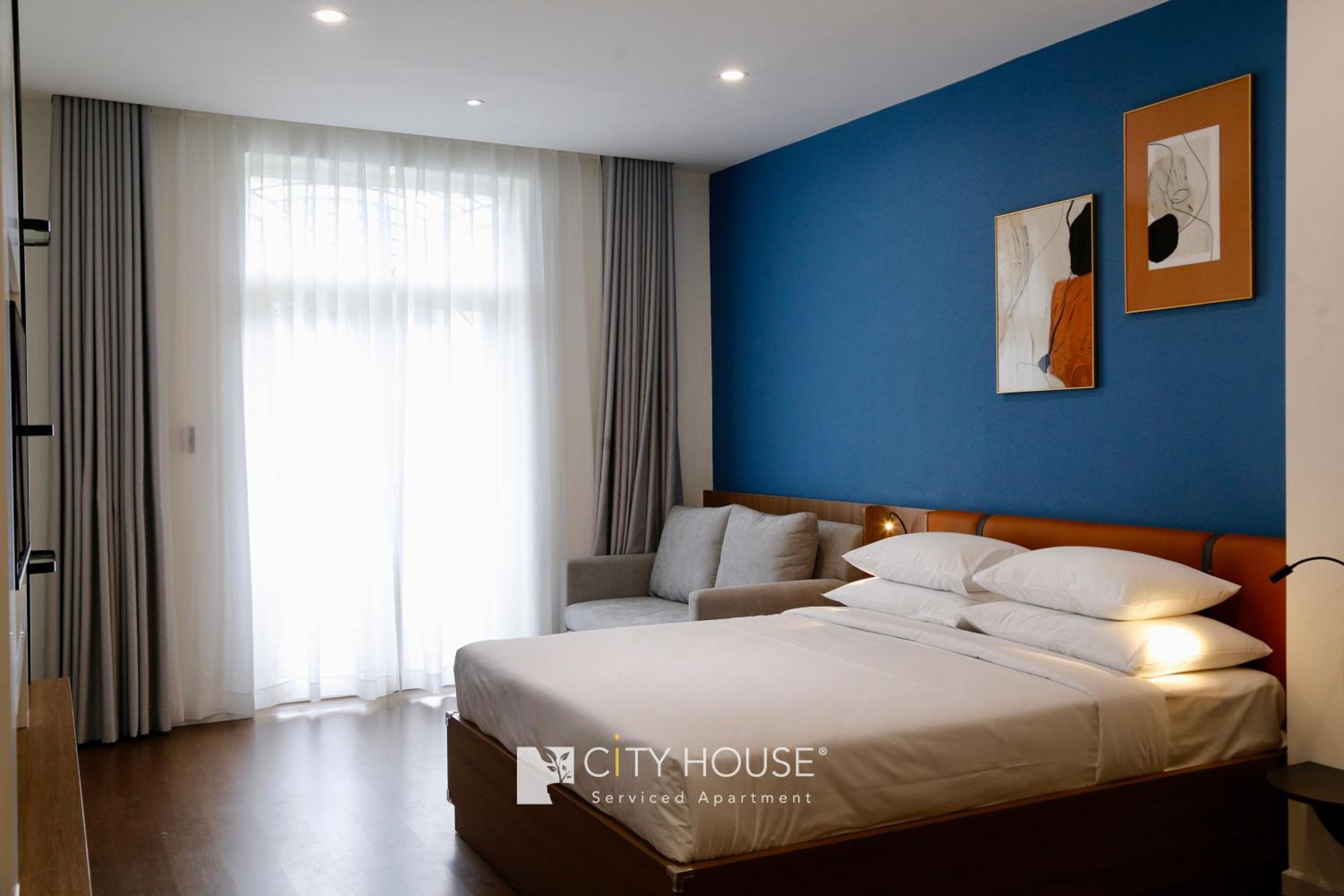 Deluxe Queen Room