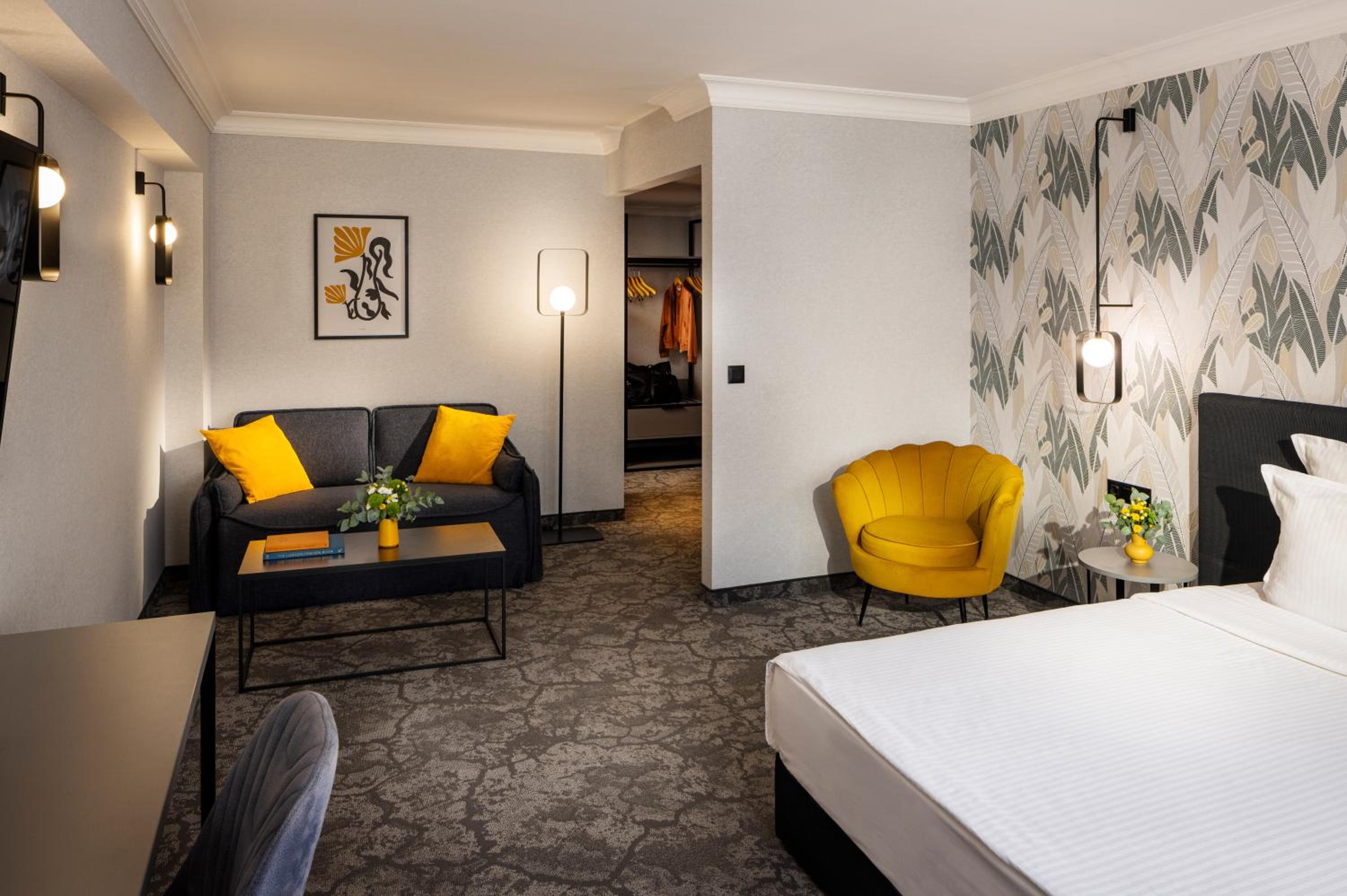 Superior Double or Twin Room photo 2