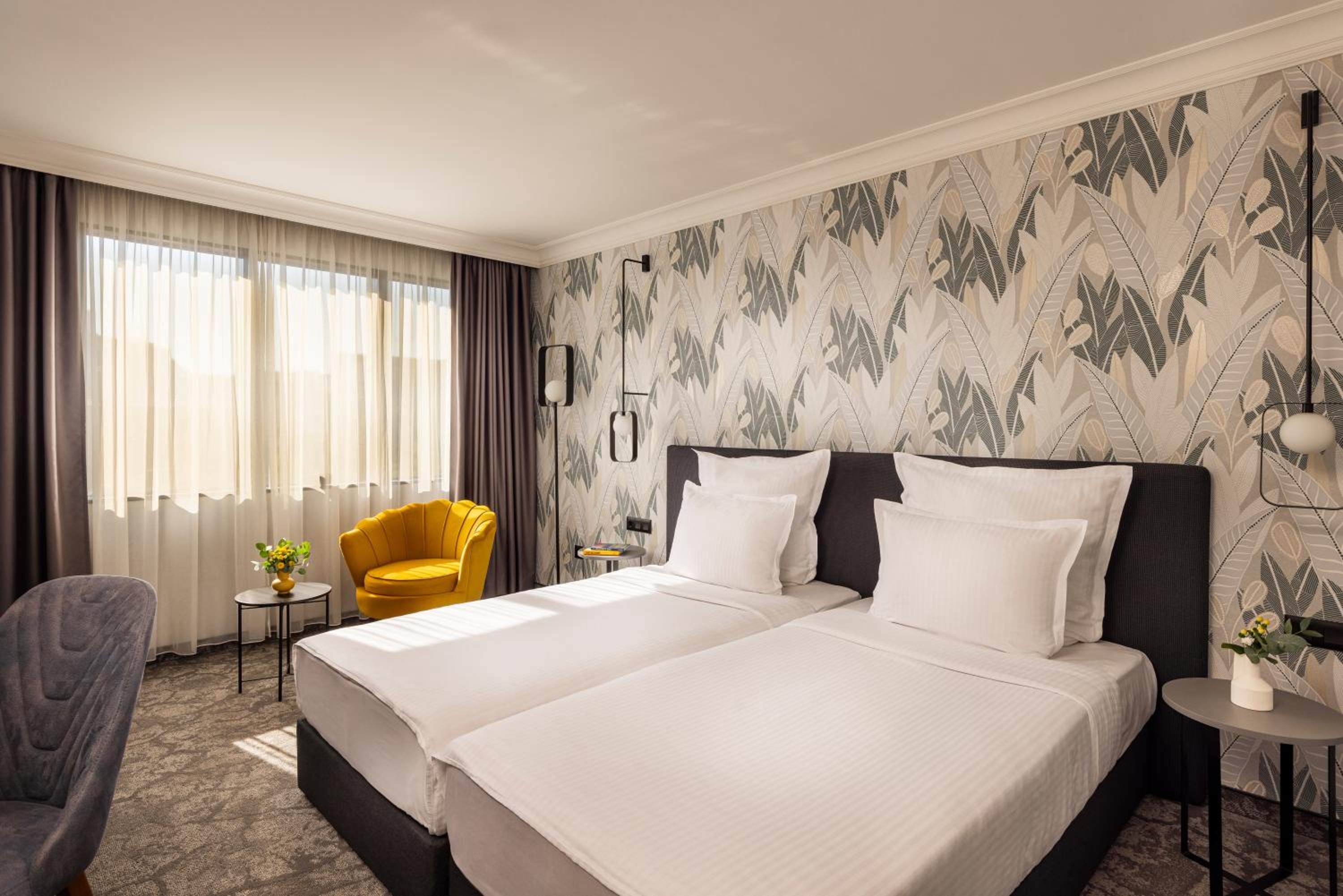 Standard Double or Twin Room photo 1