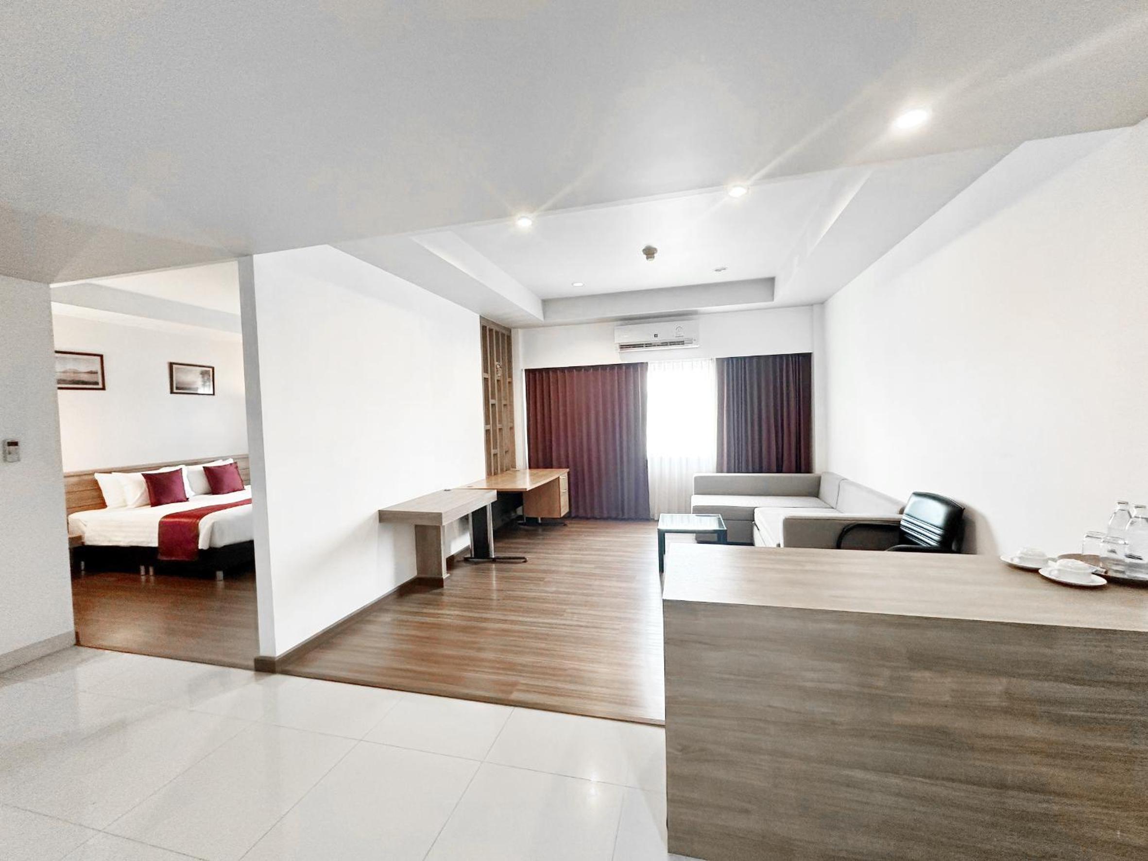 Executive Suite photo 3