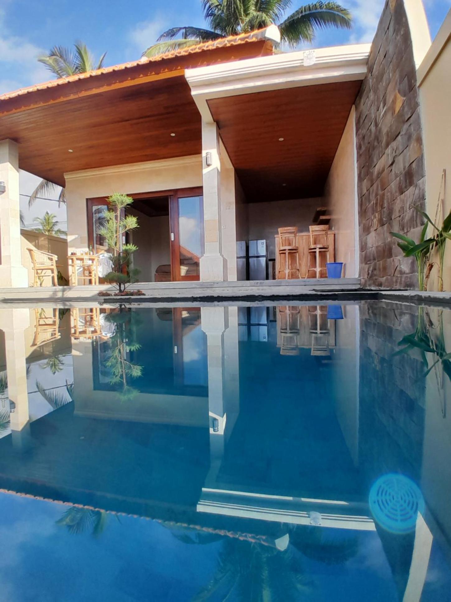 Villa with Private Pool photo 3
