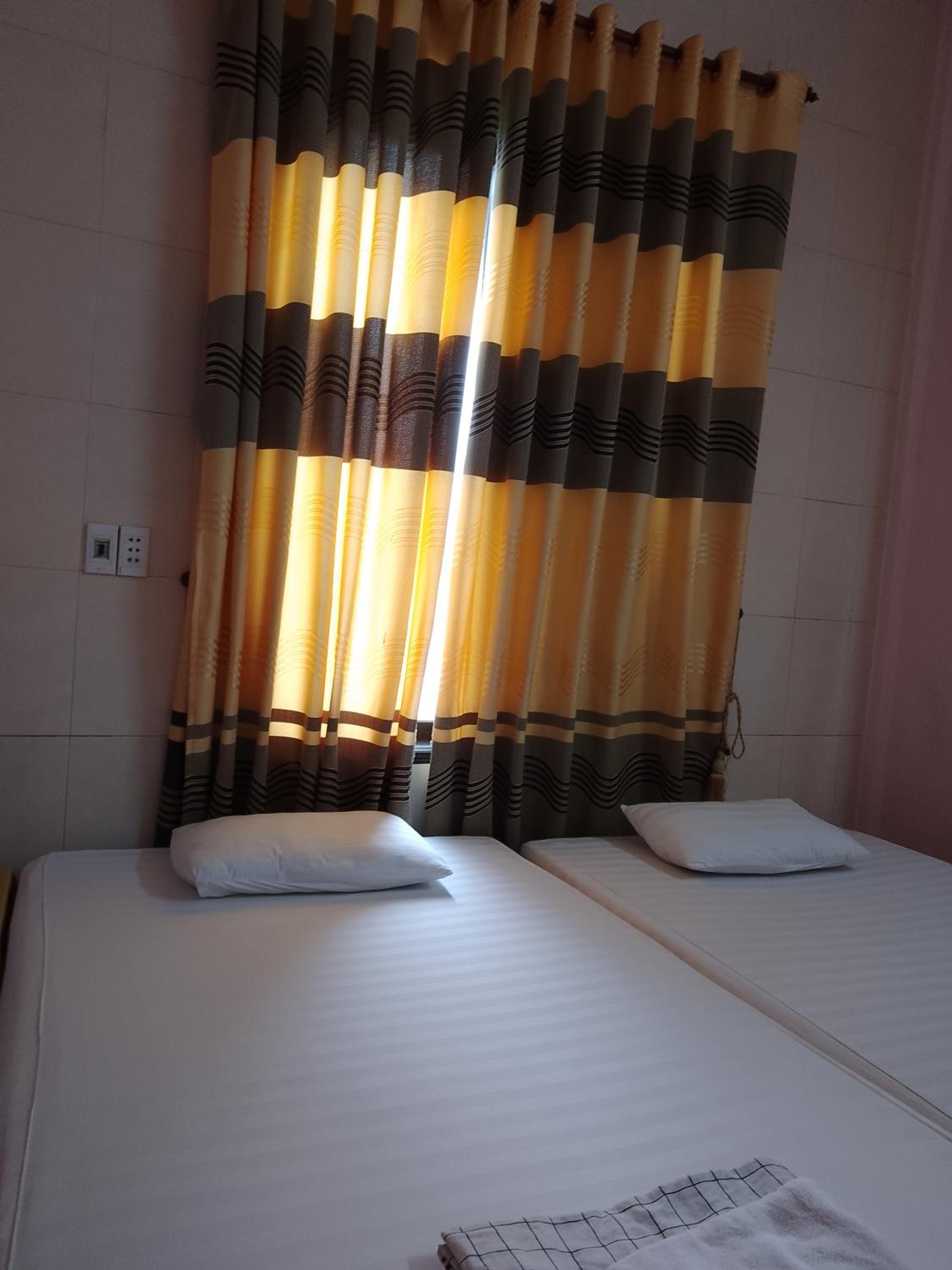 Double or Twin Room with Private Bathroom photo 2