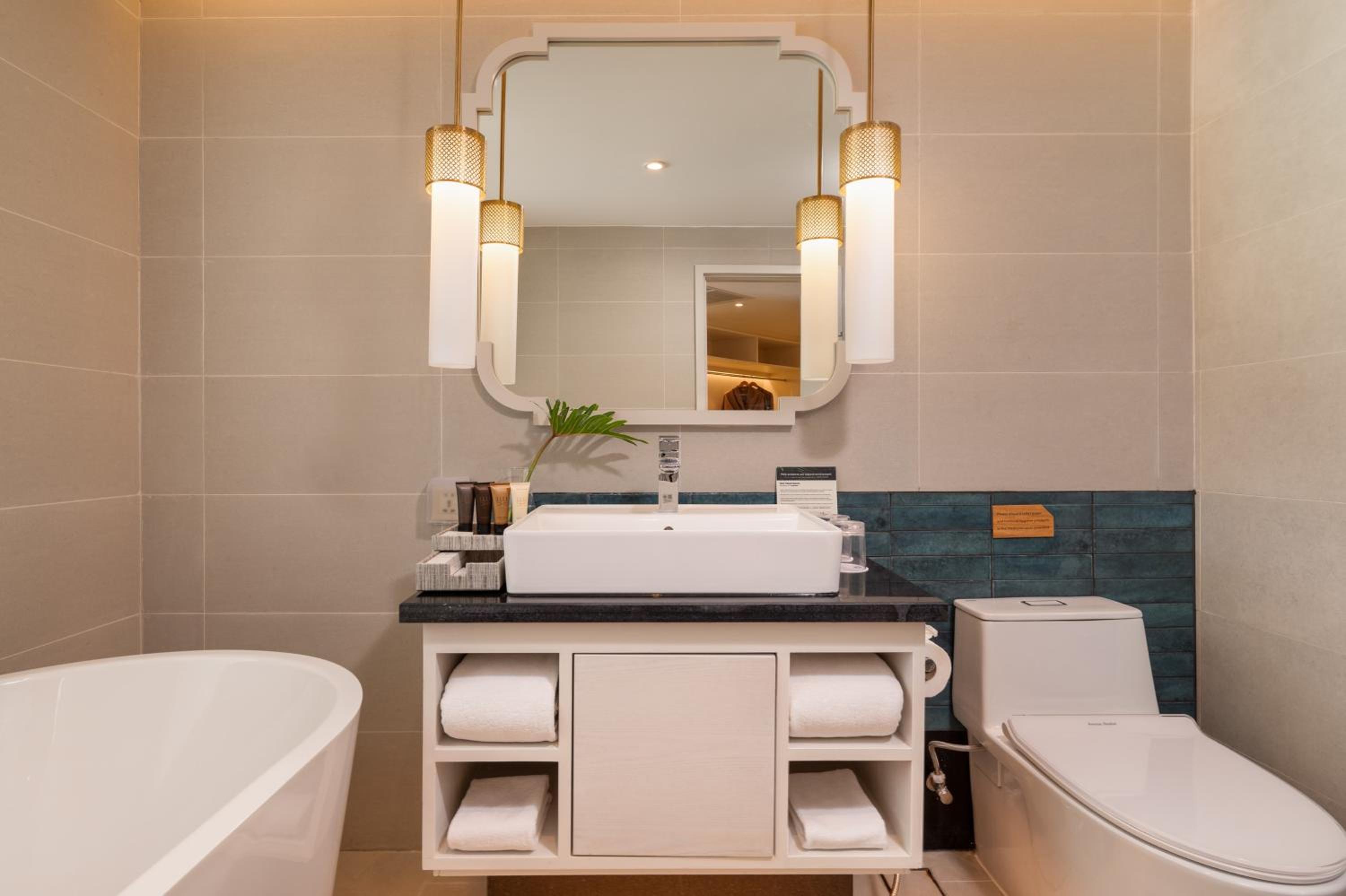 One Bedroom Lagoon Pool Access Suites - Photo 24