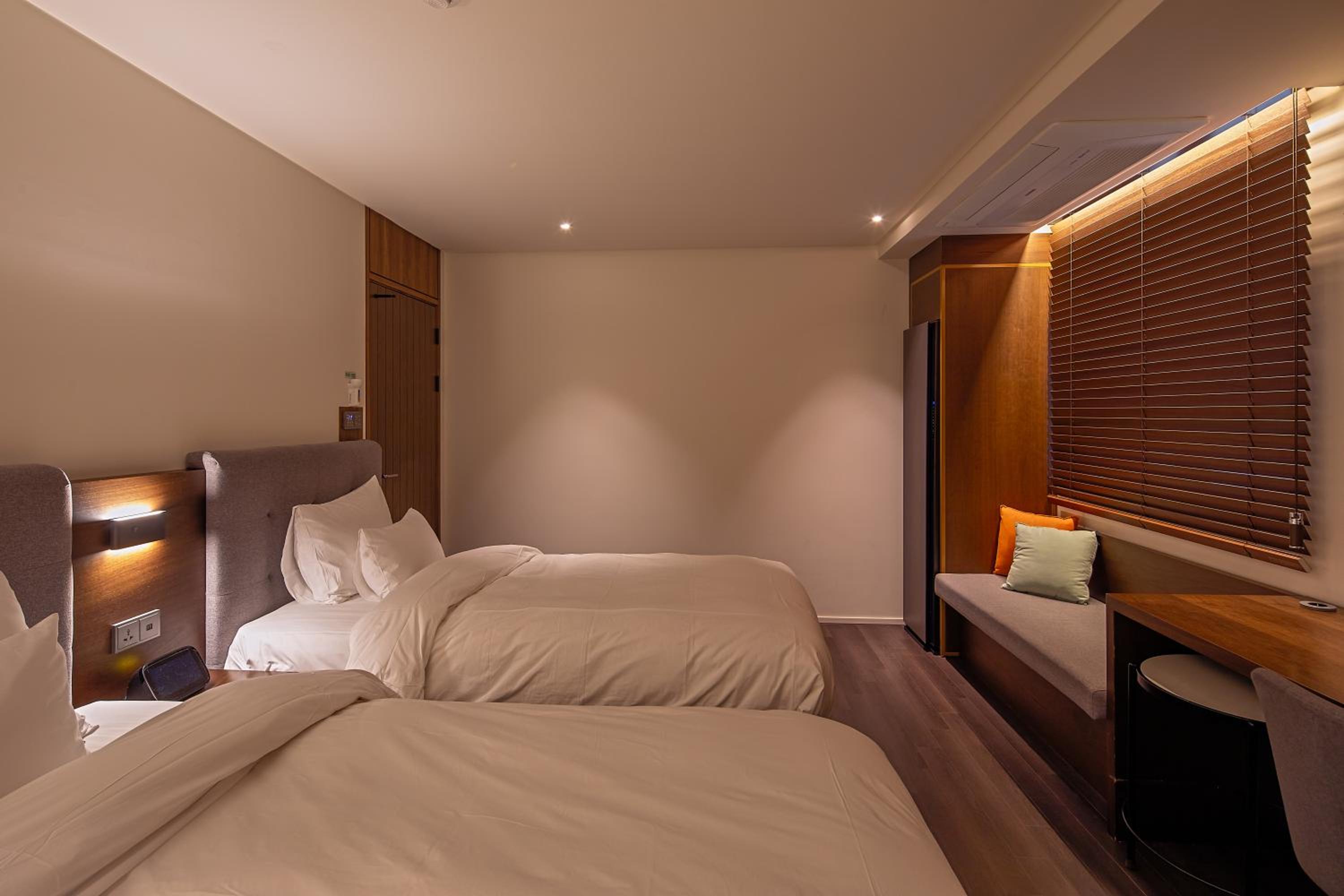Deluxe Twin Room - Photo 1