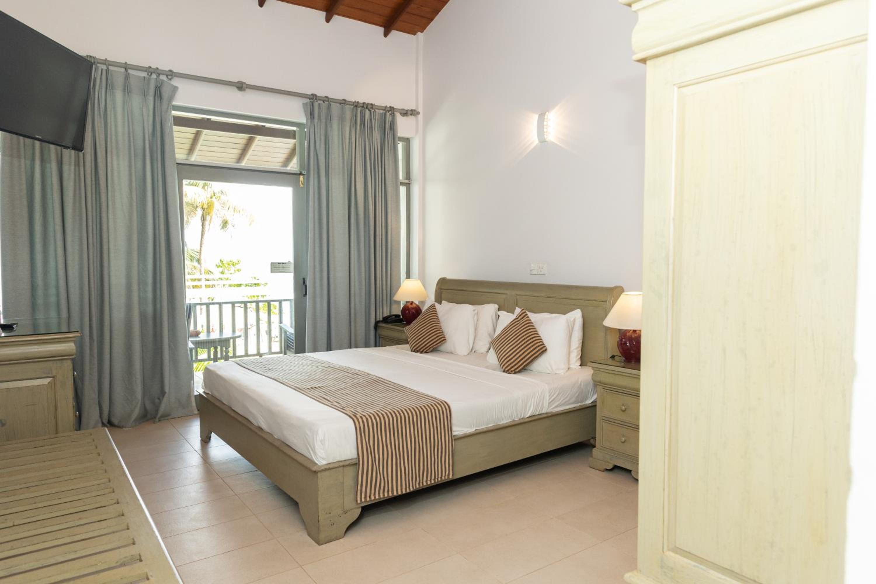 Deluxe Double or Twin Room with Ocean View