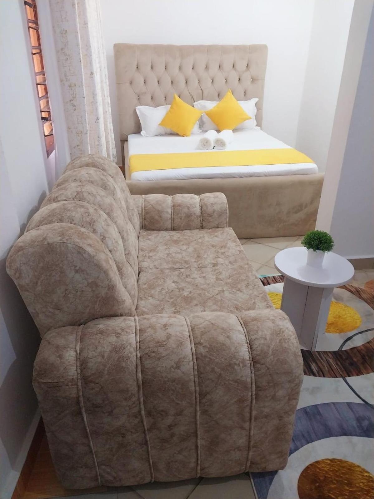 Studio Apartment photo 1