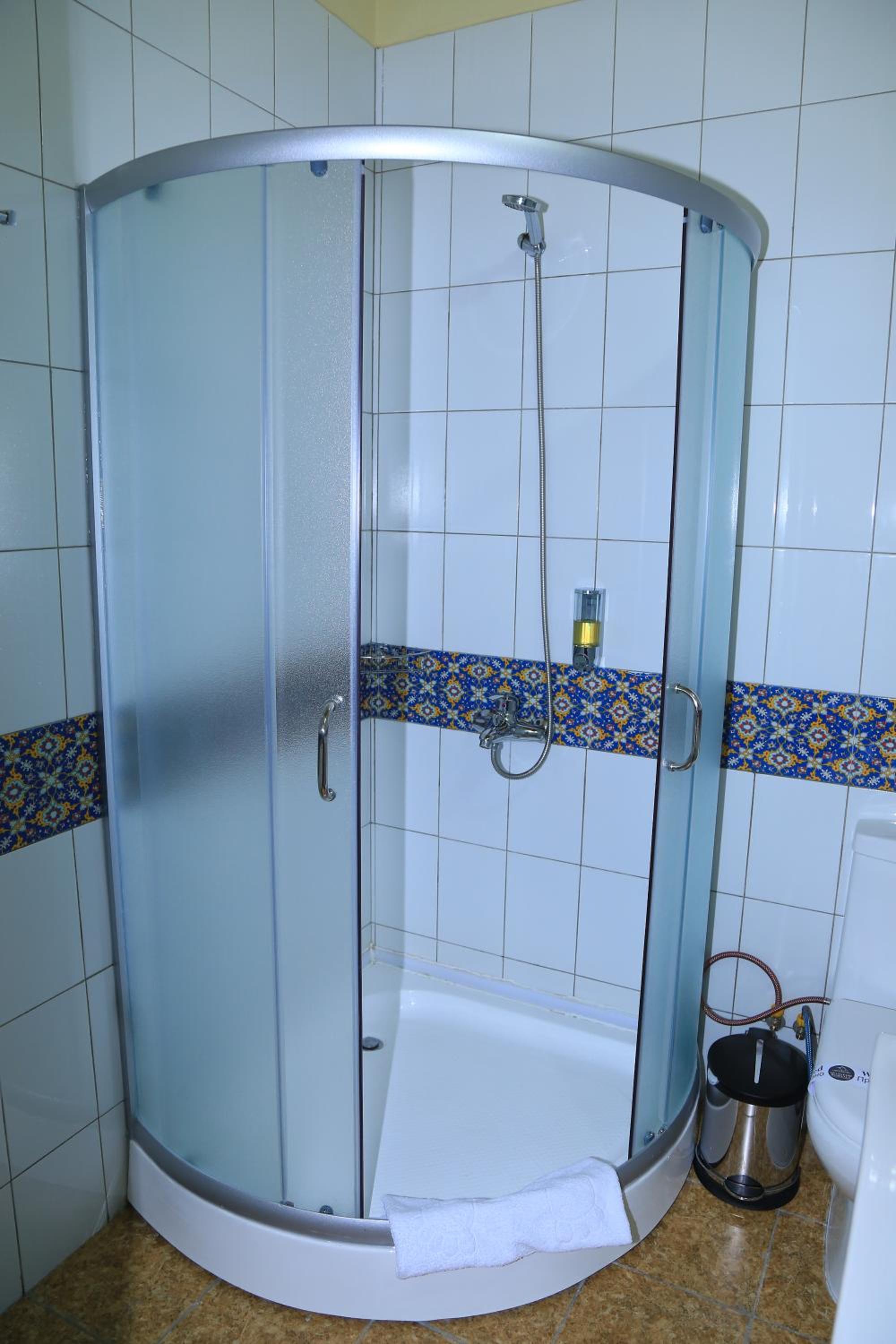 Large Double Room photo 2