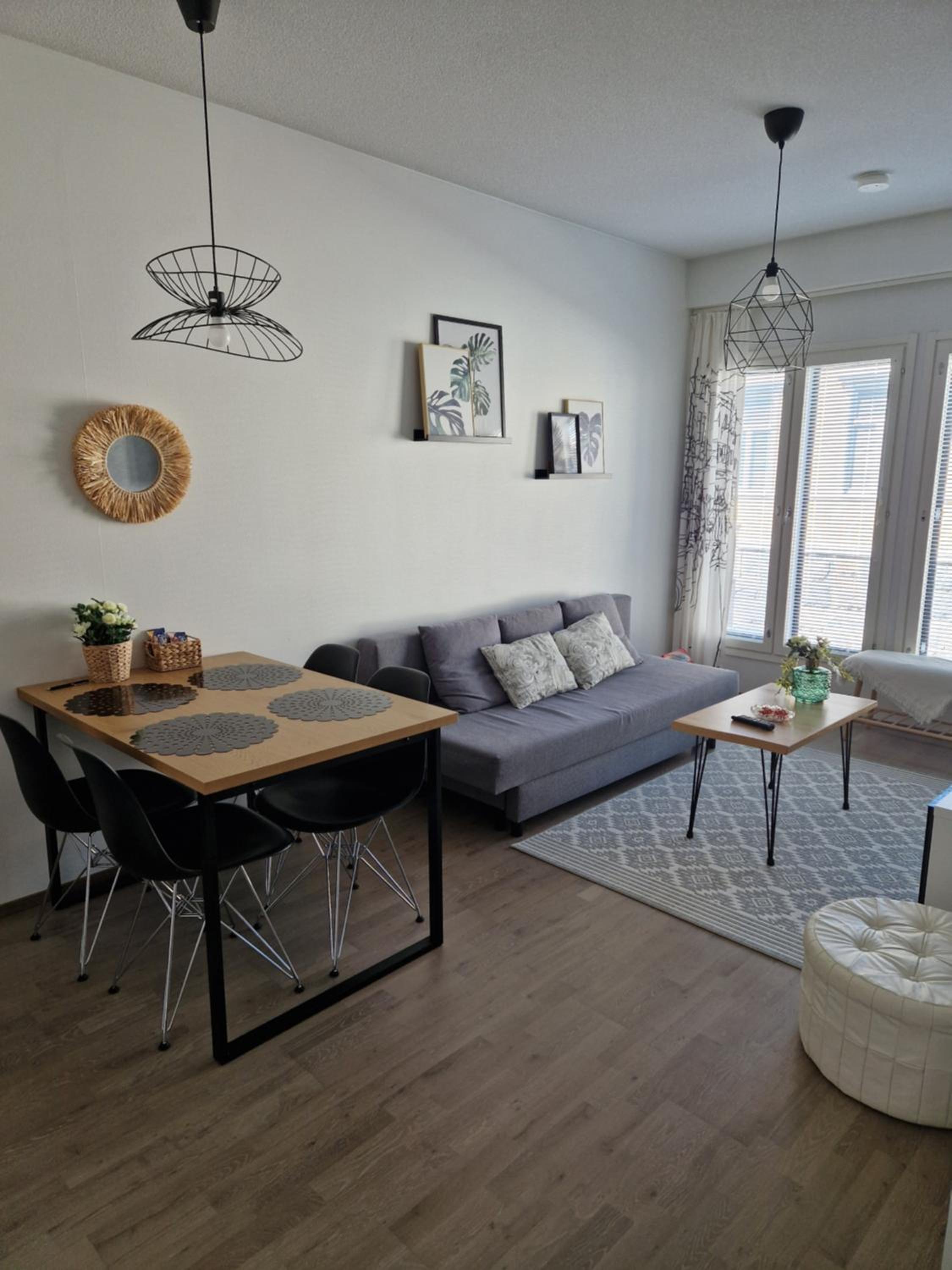 One-Bedroom Apartment