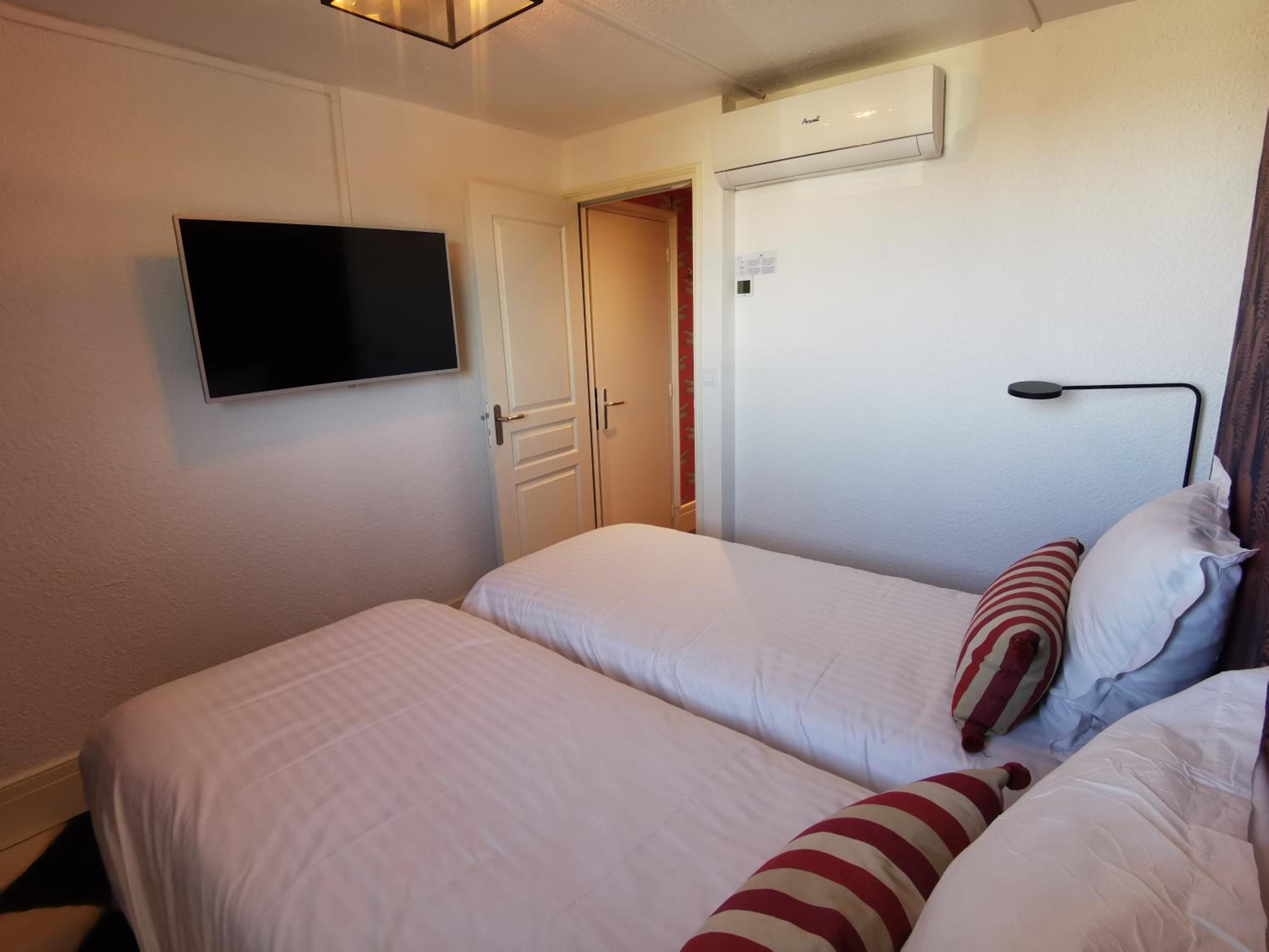 Twin Room photo 1