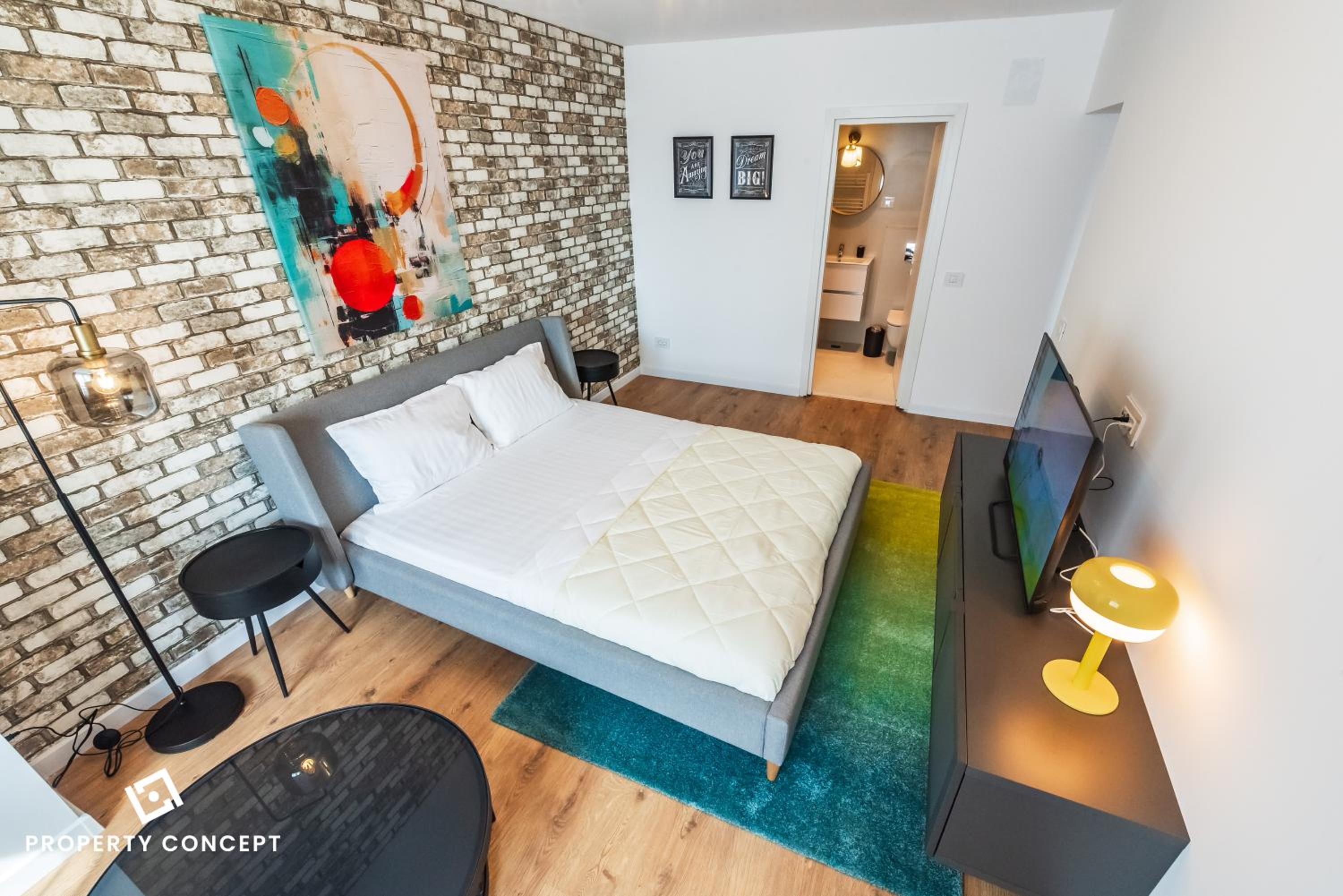 Studio Apartment photo 1