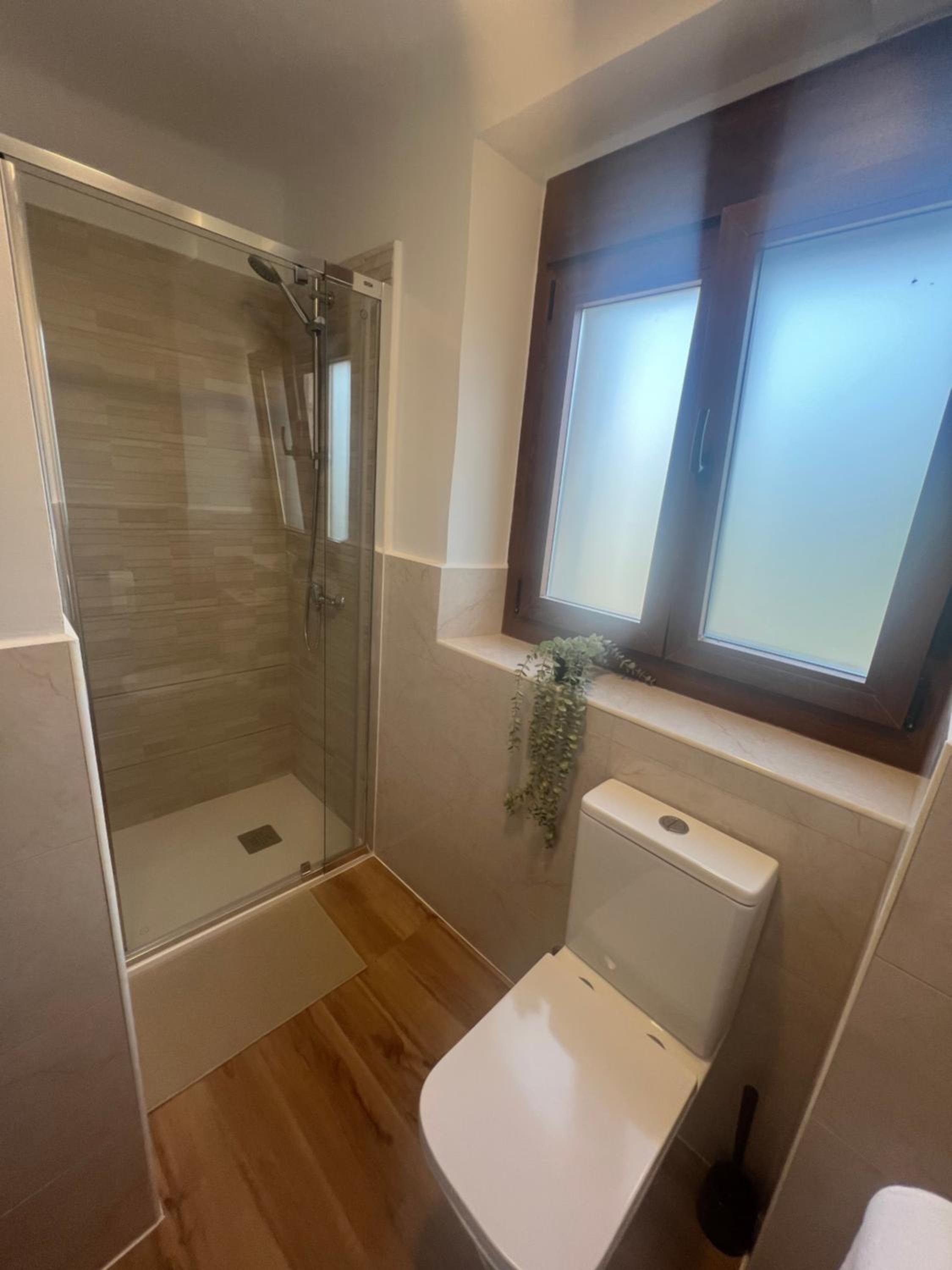 Four-Bedroom House photo 2