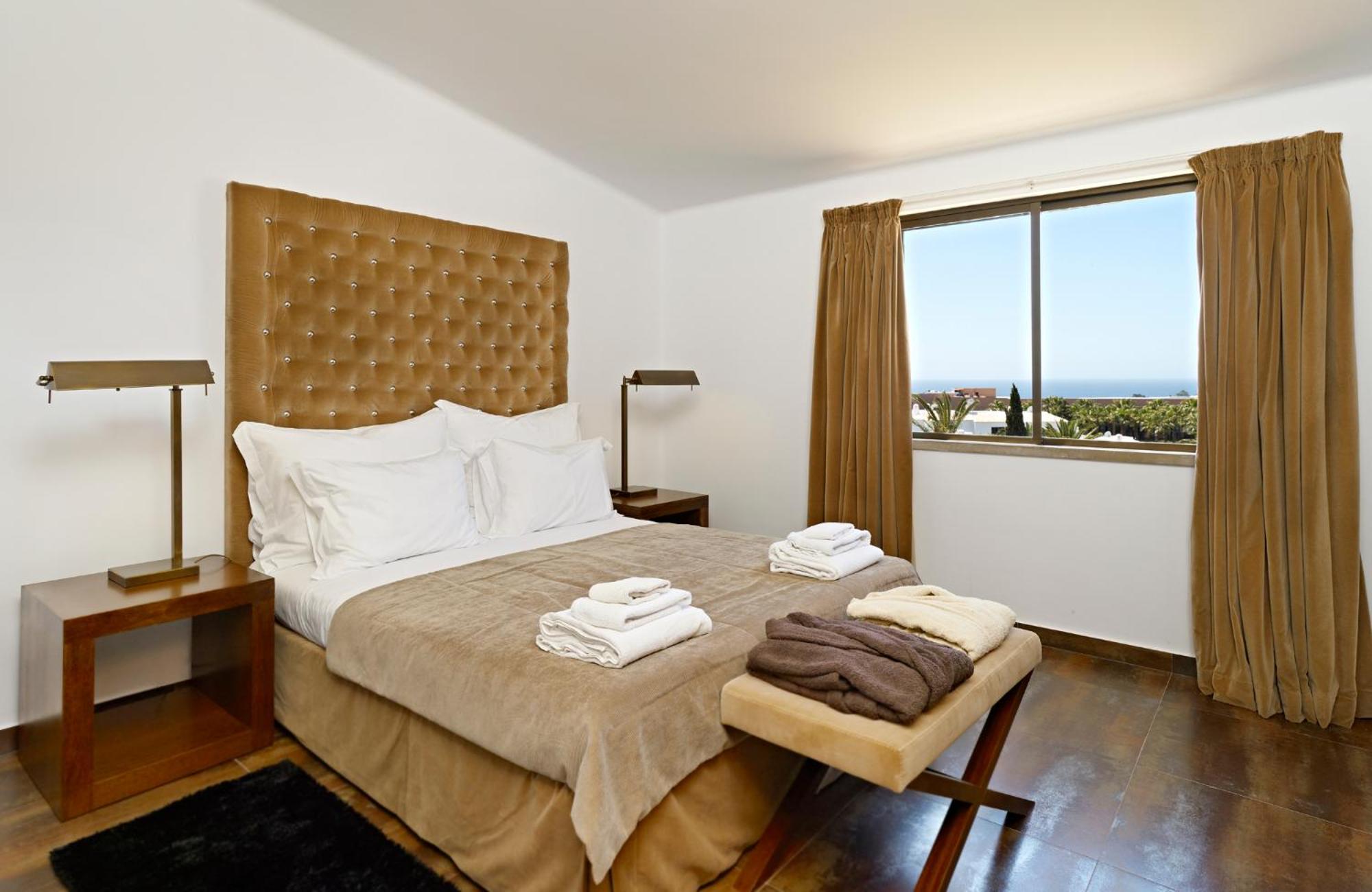 Duplex Apartment with Sea View - Photo 8