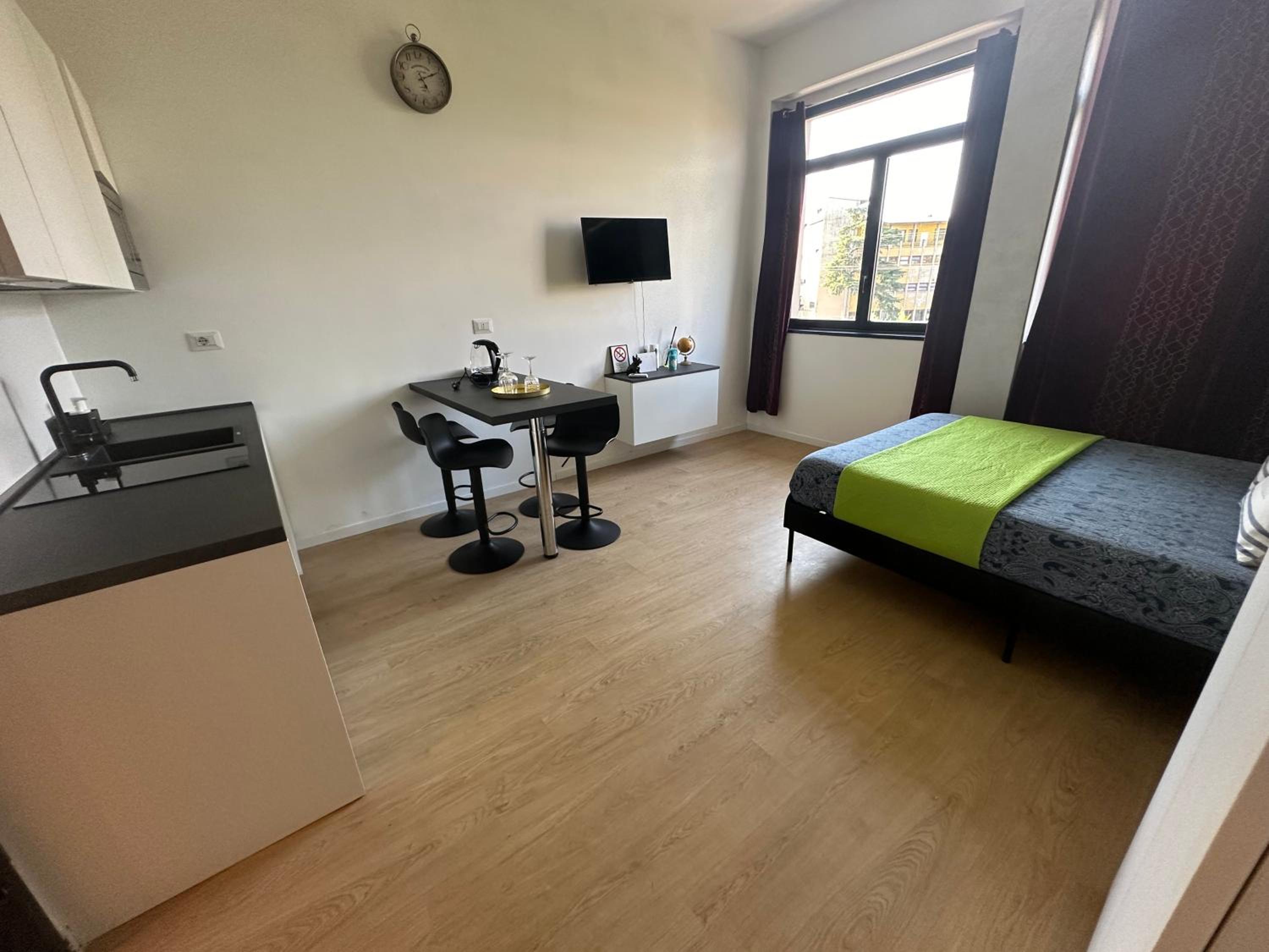 One-Bedroom Apartment